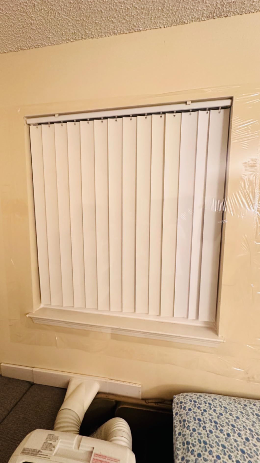 Insulating Film Window Kit to Keep Cold Out Window Shrink Film Insulator Kit (5 Windows) customer photo 2