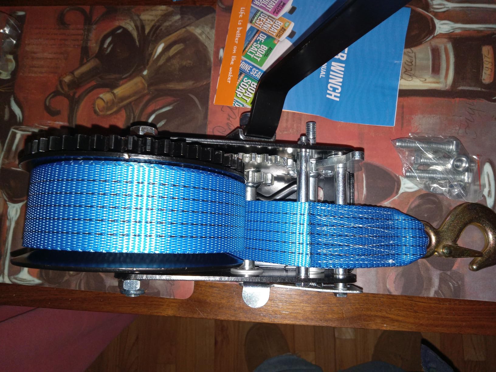 Boat Trailer Winch with Strap and Hook, Manual Hand Crank Winch, Heavy Duty One-Speed Ratchet Gear, for Pulling Boat Parts, Trailers, Car, or Truck Towing customer photo 1