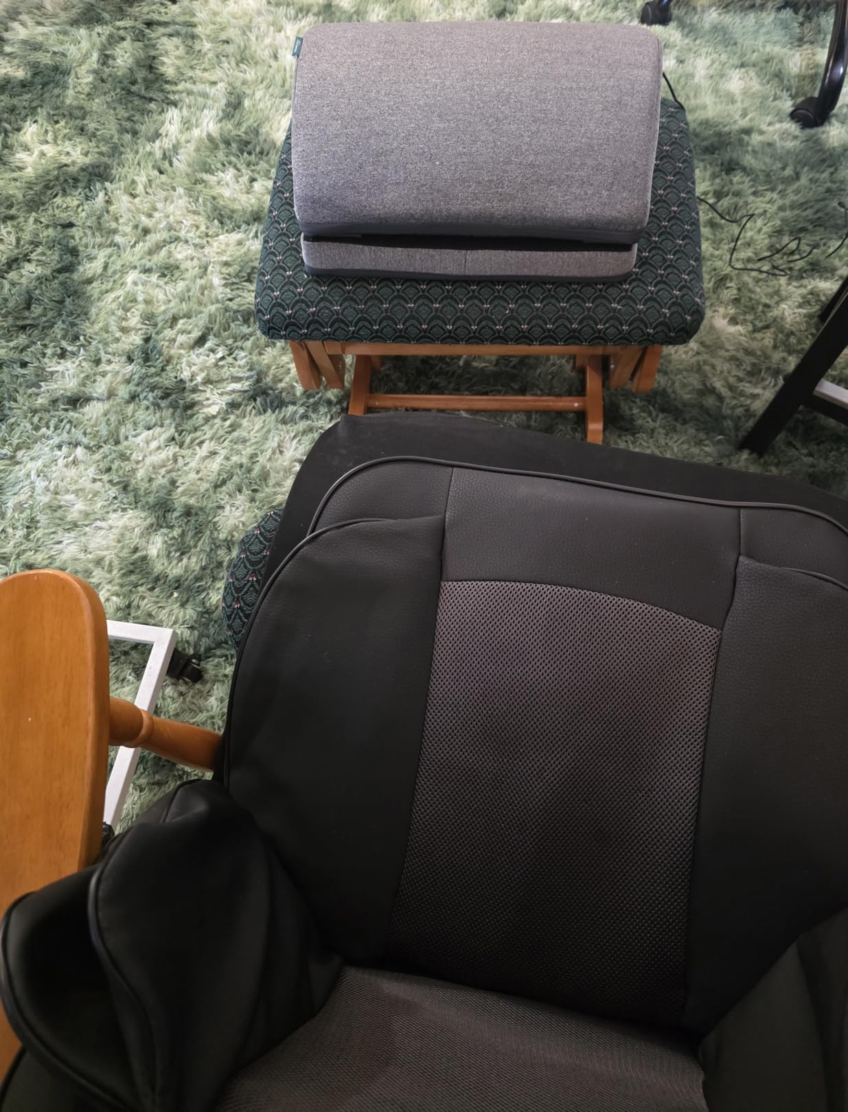 Snailax Heated Foot Rest Under Desk at Work, FSA Eligible Desk Foot Stool with Heat & Vibration Massage, Adjustable Heights Foot Warmer for Office Chair, Gaming Home Use customer photo 2