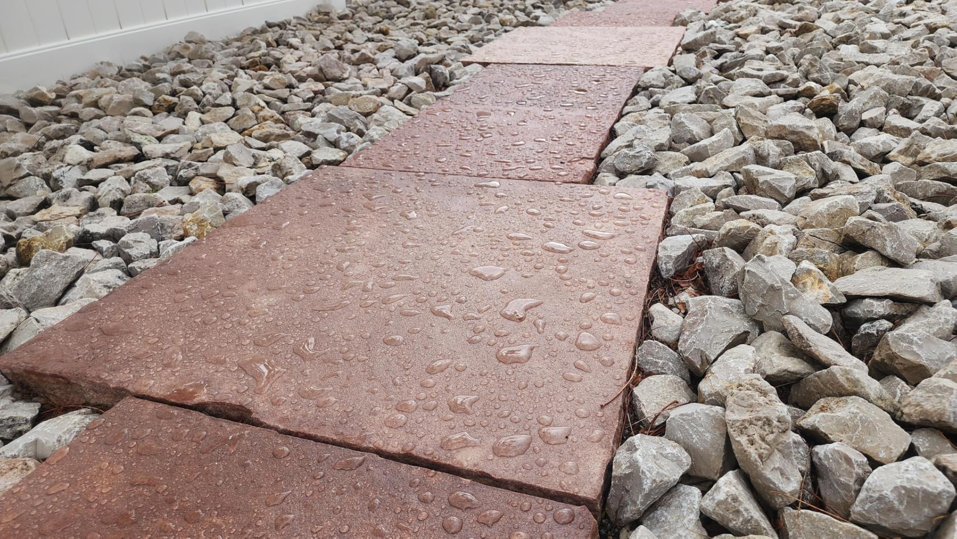 Super Wet Look Stone Sealer-1 Gallon, Durable & Long-Lasting Protection with High Gloss Finish, Stain Proof, Against Water Damage & Dissolved Salts Natural Stone Sealer for Sandstone, Driveways customer photo 2