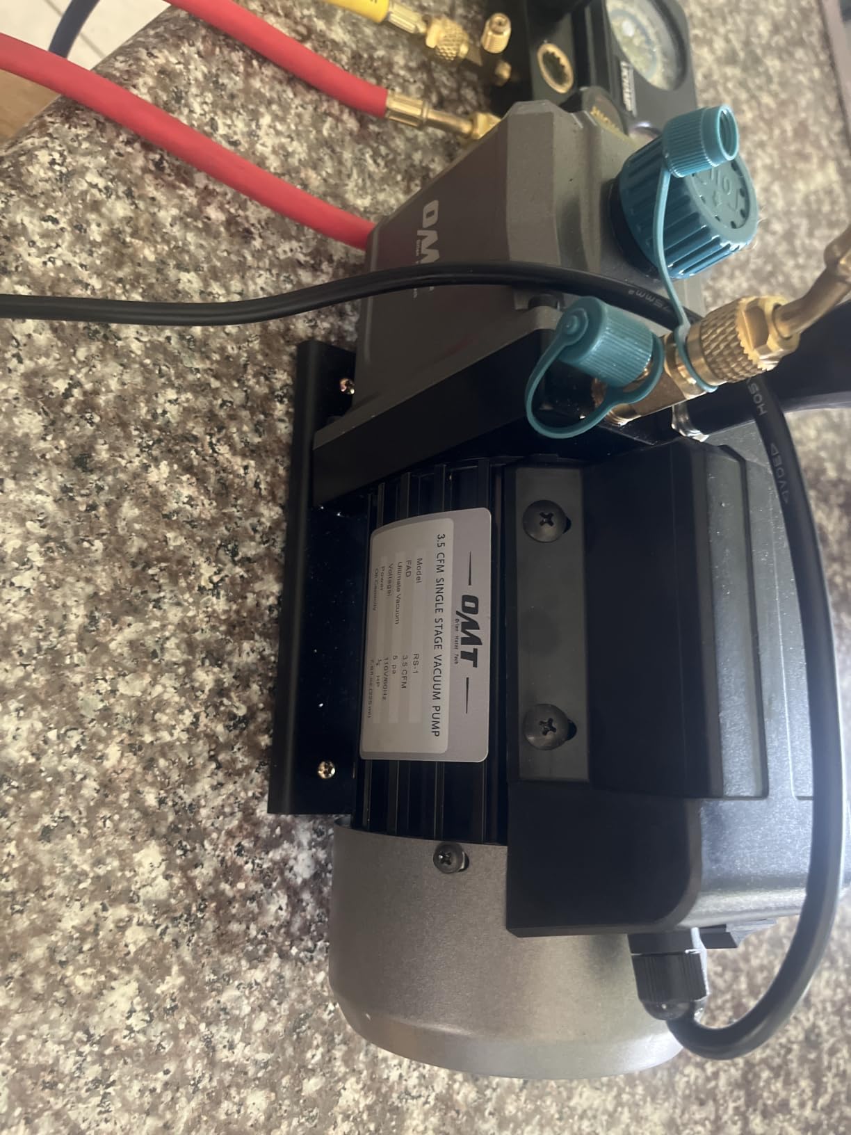 Orion Motor Tech Vacuum Pump, 3.5 cfm 1/4 hp HVAC Single Stage Vacuum Pump for R12 R22 R134a R410a R502, Auto AC Vacuum Pump Kit for Automotive Air Conditioner Resin Degassing & More, Oil Included customer photo 1