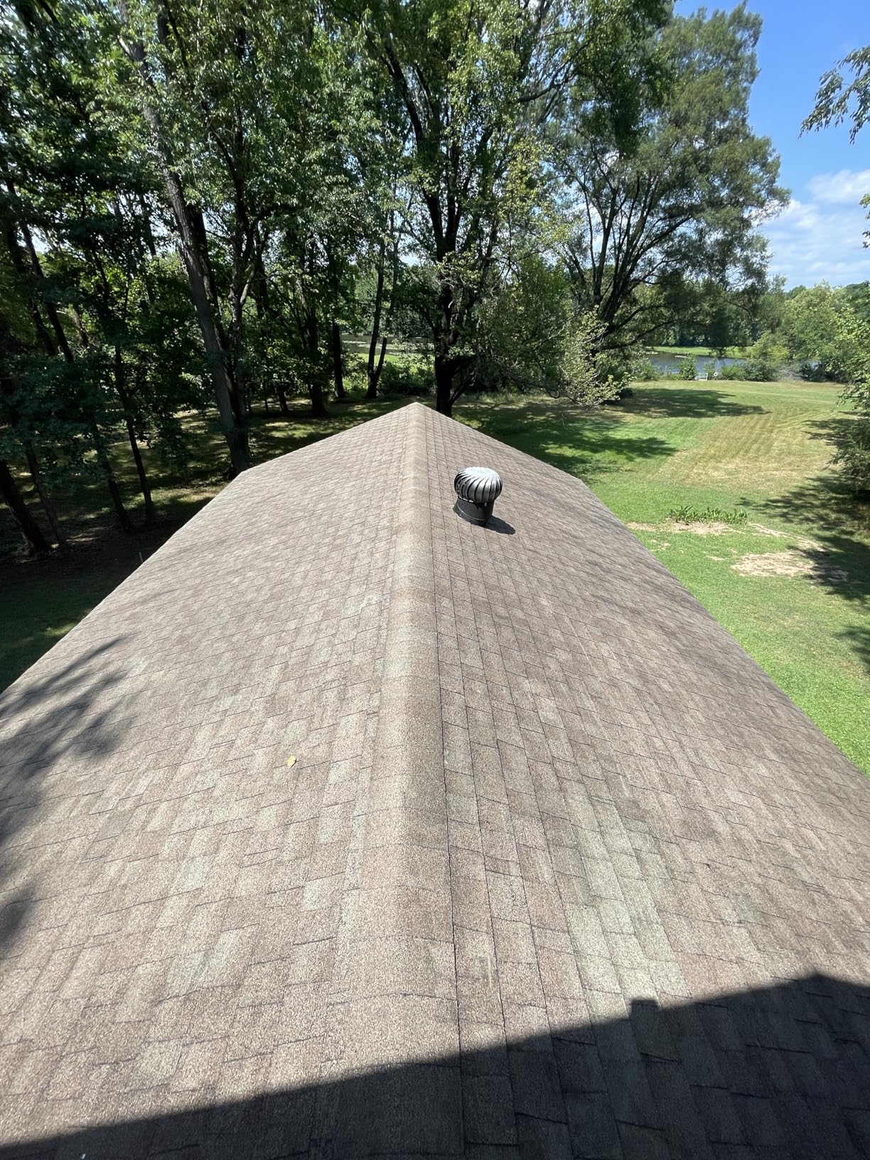 Shingle Sealer - 7 Year - High Solids - Clear Sealer Protectorant 1 Gallon | Waterproofing - 100% Acrylic - Shingle Roof Rejuvenation Treatment customer photo 1