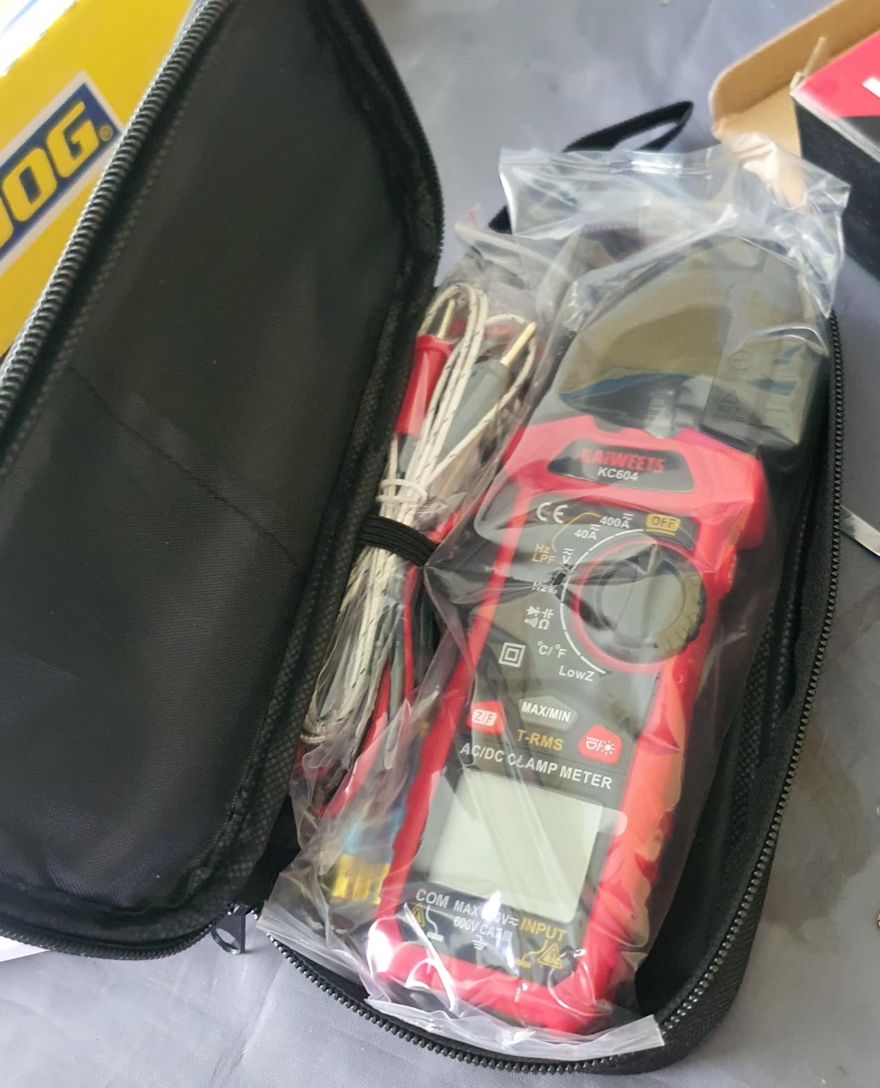 KAIWEETS Digital Clamp Meter Multimeter with D-Shaped Jaw for AC/DC Current & Voltage, Auto-ranging 4000 Counts with Flashlight Backlight customer photo 2