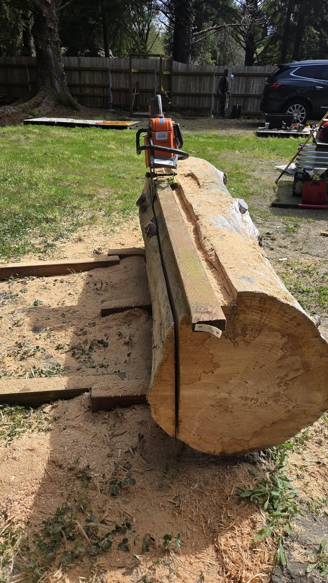 Zihvfzu Vertical Chainsaw Mill Guide for Cutting Lumber and Boards, Green, Portable Wood-Cutting Guide Supports Straighter Board and Lumber Cuts customer photo 2
