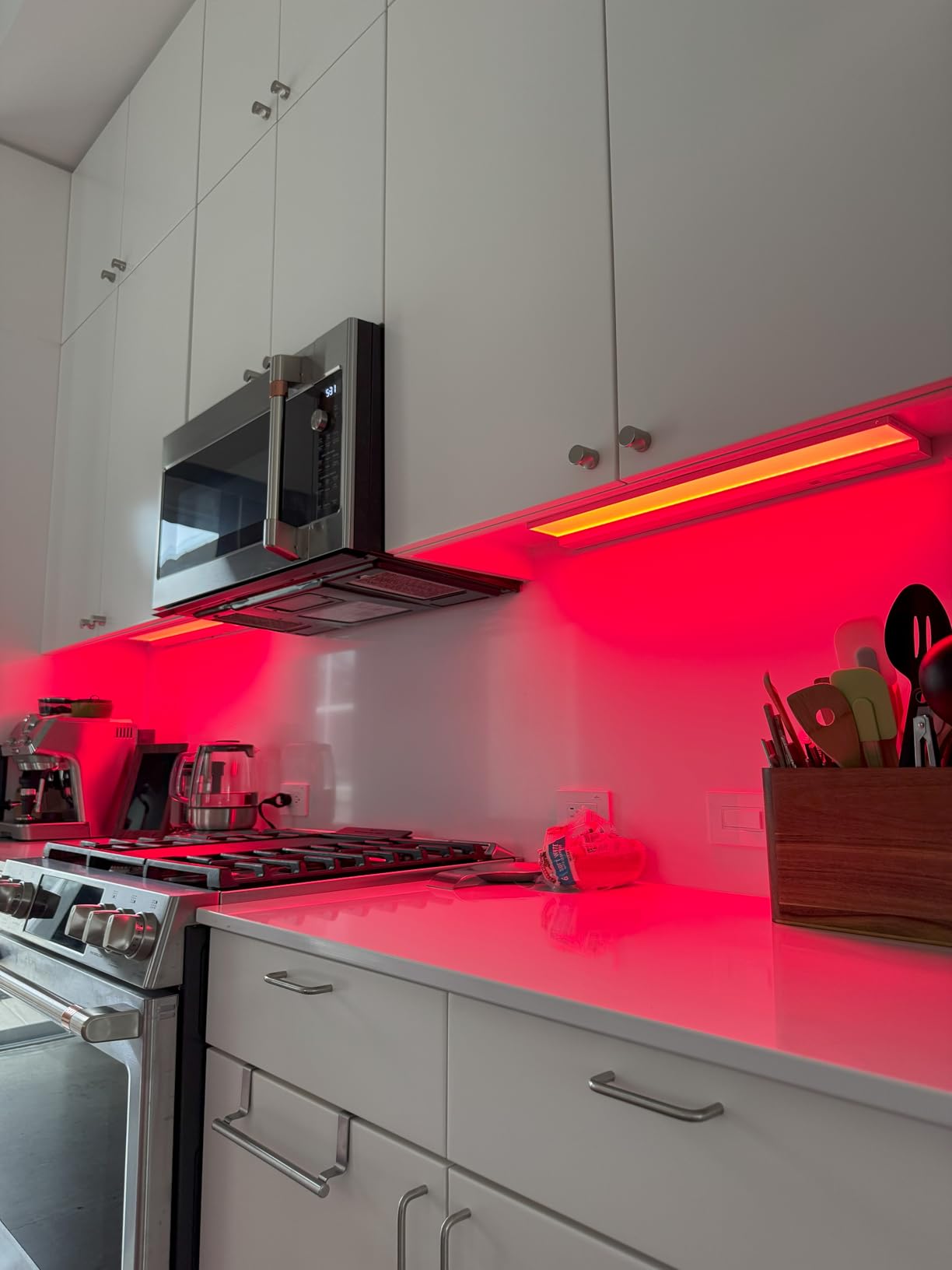 Cync GE Reveal HD+ Smart Under Cabinet Light Bar, Color Changing, 12in | App-controlled RGB smart lighting strip, voice compatible, easy install, ideal for kitchen counters, home automation customer photo 2