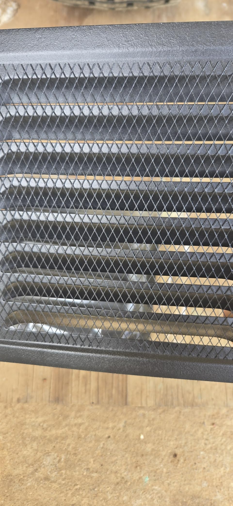 2pcs Attic Vent Soffit Vent Aluminum Wall Vent Metal Shed Vent Square Vent Louver Vent Grille with Built-in Insect Screen for Exterior Door House Attic Garage Ceiling (White 6