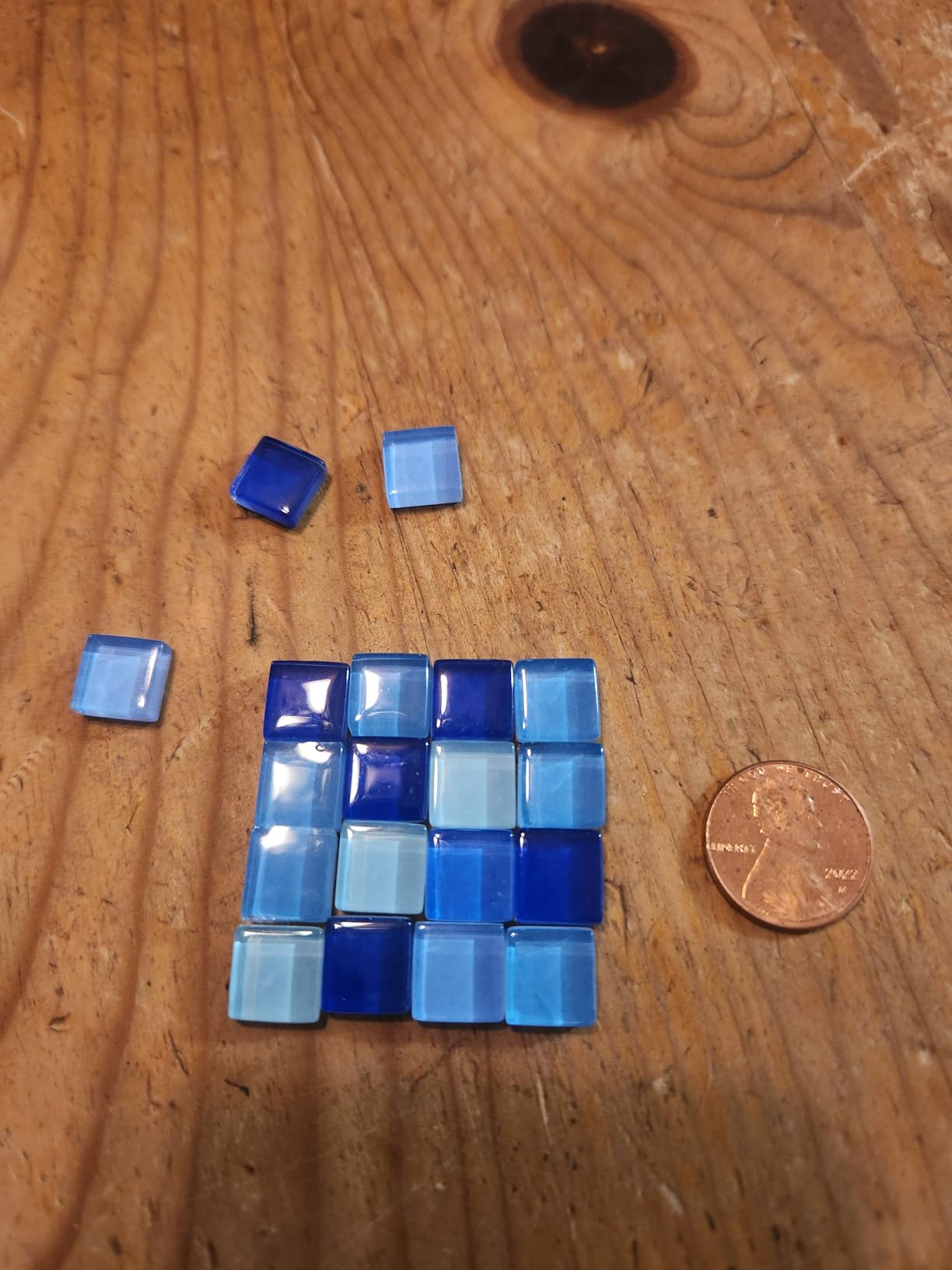 500G/ 1.1LB Bulk Crystal Mosaic Tiles, Assorted Color Opaque Mosaic Glass Crafts Supplies Handmade Crafts for DIY Picture Coaster Home Kitchen Bathroom Mosaic Decoration (0.4x0.4 inch, Blue Series) customer photo 2