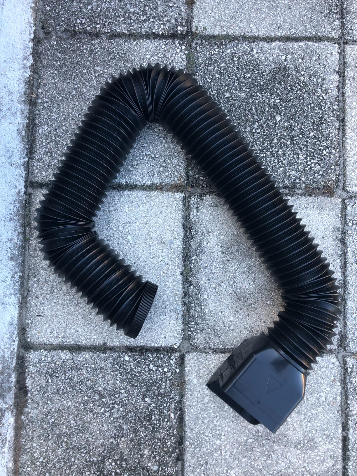 1 Pack Black Rain Gutter Downspout Extensions, Gutter Extender for Rainwater Drainage Flexible, Down Spout Drain Extension Pipe, Extendable from 21 to 62 Inches customer photo 2