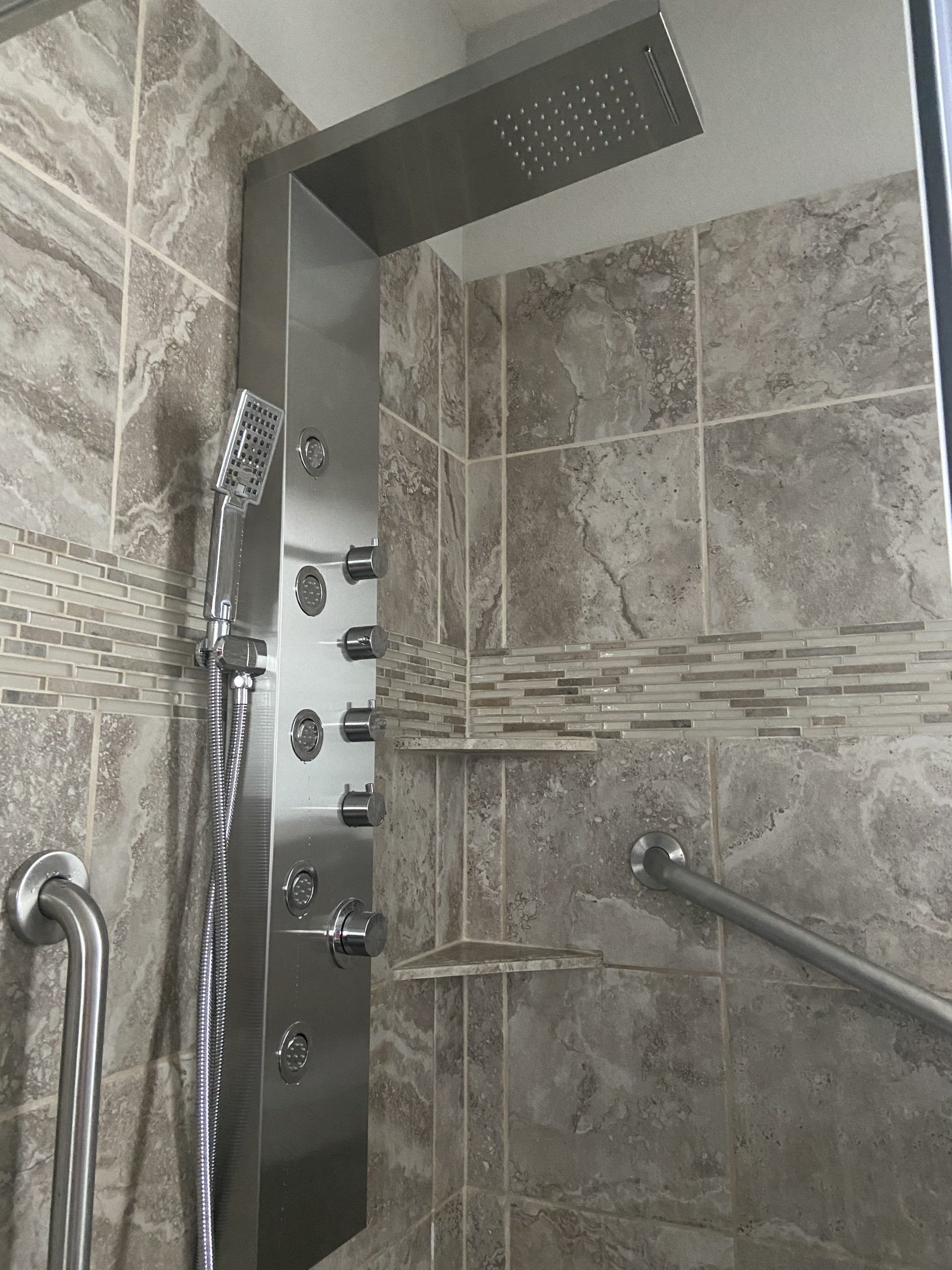 ROVATE Shower Panel Tower System with Rainfall Waterfall Shower Head, Elegant Matte Black 4-in-1 Shower-Tower with Jets and Handheld, Stainless Steel Shower Column High Pressure customer photo 1