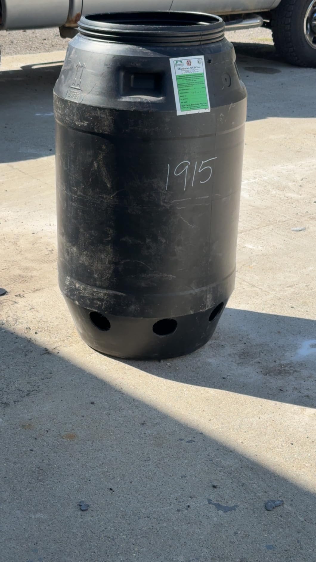 Chicken Feeders No Waste, DIY Automatic Poultry Feeder - 8 Ports Red | Buckets Barrels Bins Troughs-mountable Design for common Breeds of Chicken Flock with Hole Saw customer photo 1