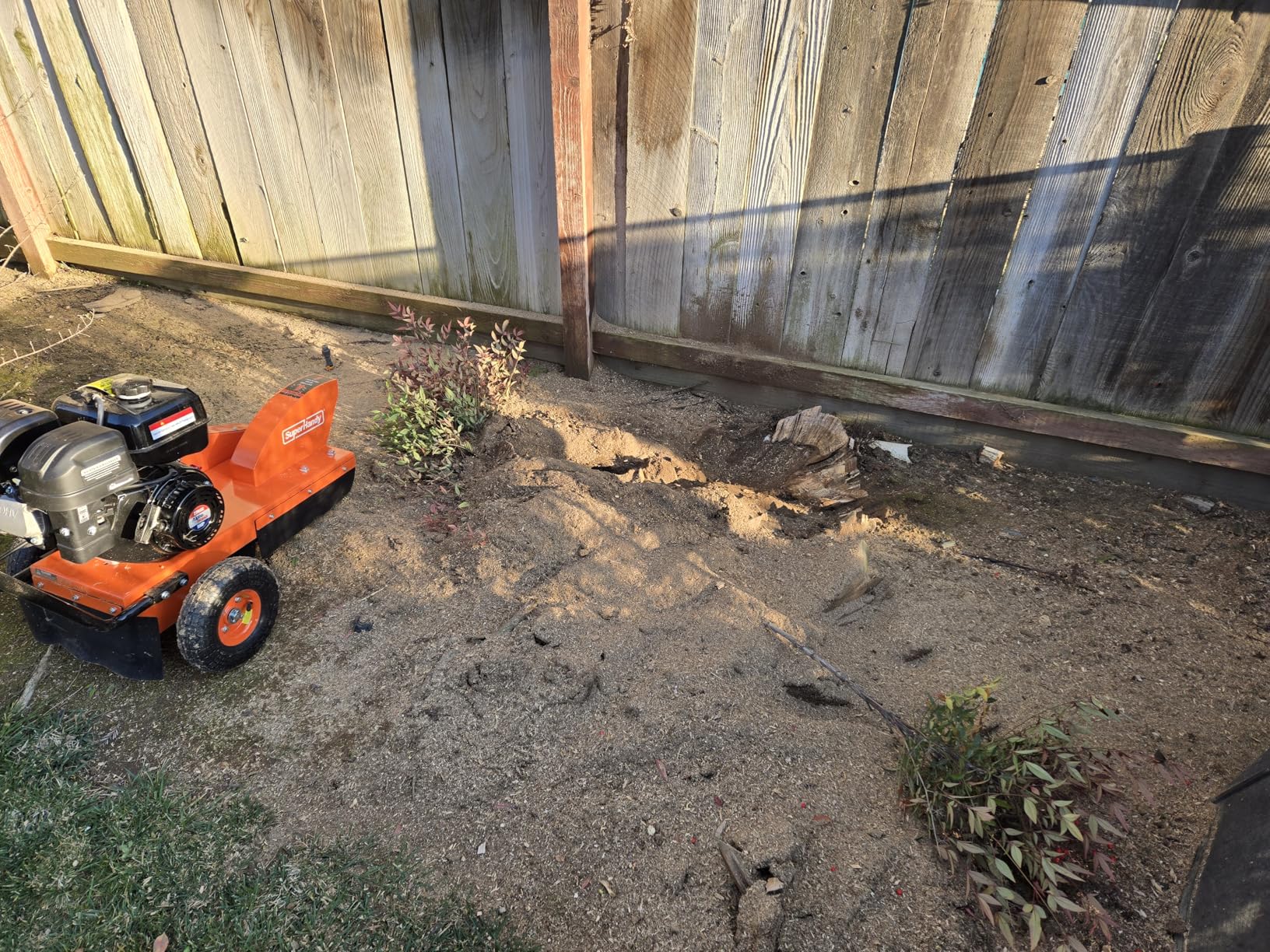 SuperHandy Gas-Powered Stump Grinder with 9HP Engine, Direct Belt Drive, 12-Inch Cutting Depth, 6 Durable Carbide Teeth - Compact and Lightweight customer photo 1