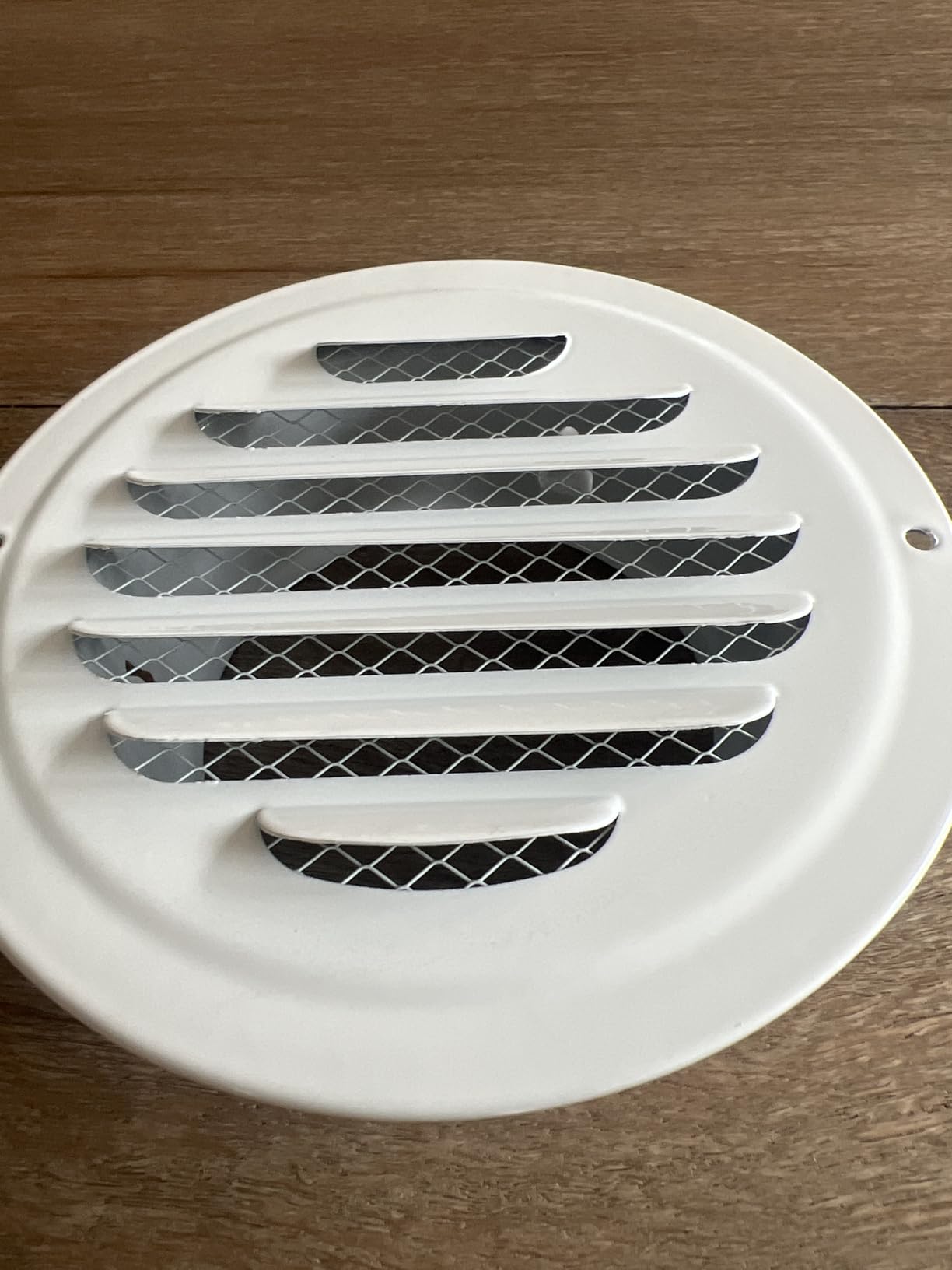 Zonon 24 Pcs Stainless Steel Soffit Vents 4 Inch Round Dryer Vent Cover with Mesh Screen for Home Outdoor Bathroom Wall Ceiling Outside Exterior Exhaust (Black) customer photo 1