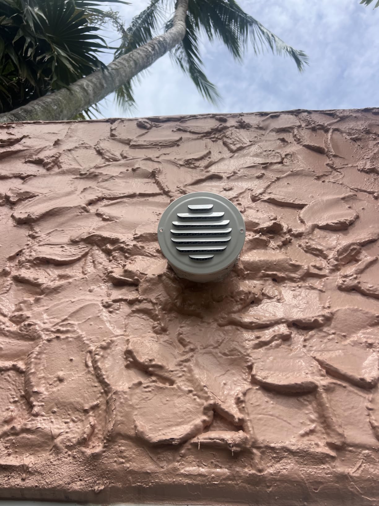 Zonon 24 Pcs Stainless Steel Soffit Vents 4 Inch Round Dryer Vent Cover with Mesh Screen for Home Outdoor Bathroom Wall Ceiling Outside Exterior Exhaust (Black) customer photo 2