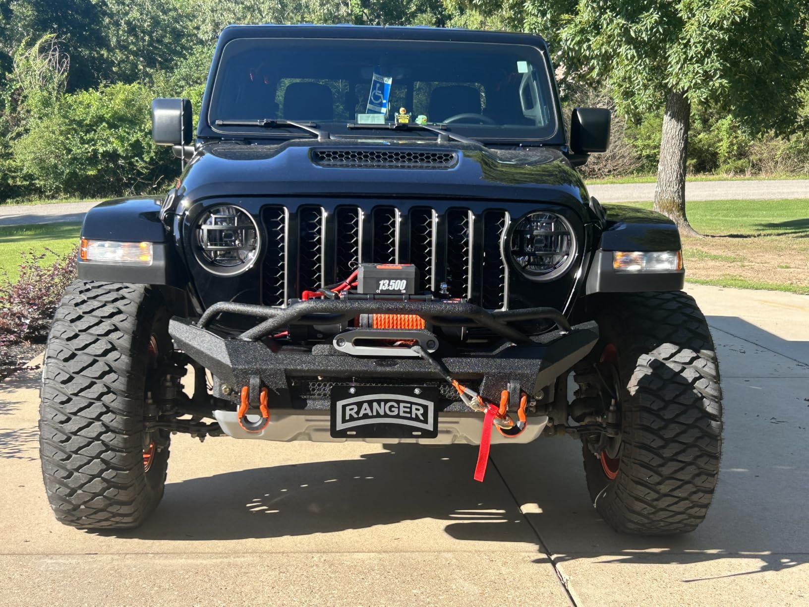 Winch 13500lbs 12V Waterproof Electric Winch Synthetic Rope Truck Winch Towing Winch Boat Trailer Winch SUV 4-Wheel Drive Off-Road Vehicle with Remote Control 3/8 Synthetic Rope (Black) customer photo 2