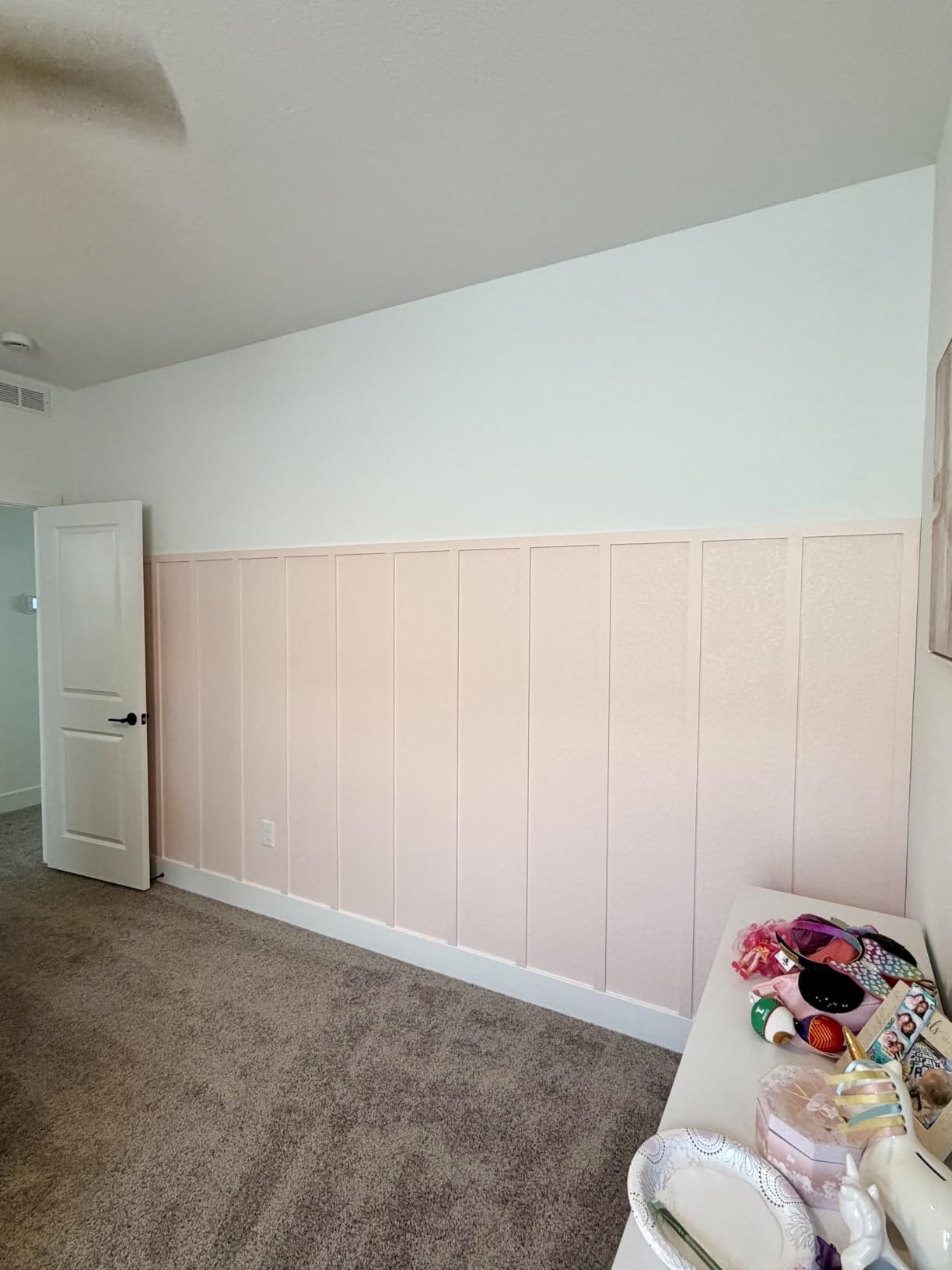Weysat 1 Set 94.5in x 47.2 in Mdf Board and Batten Wall Panel Kit Premade Wainscoting Panels Decorative Wall Molding Trim Slats Paintable Accent Kit for DIY Home Bedroom Living Room Decor customer photo 2