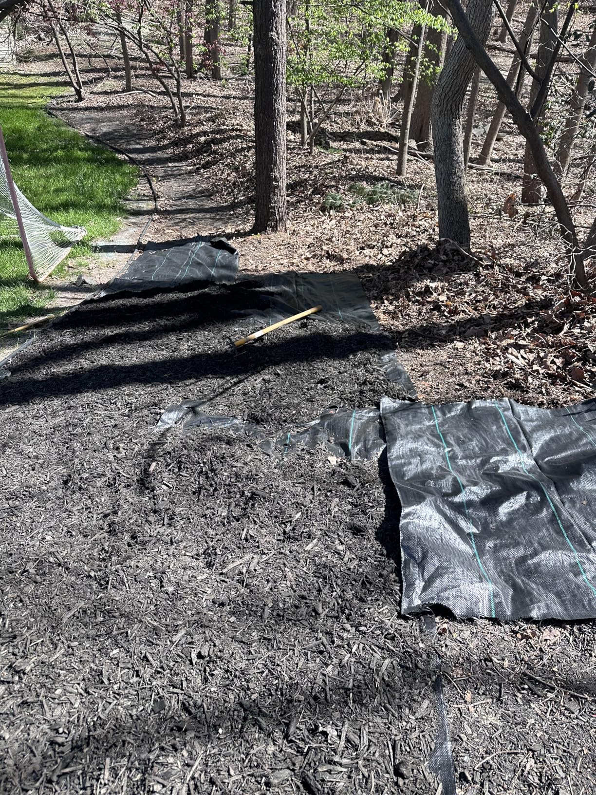 Rintea 4FTX300FT Weed Barrier Fabric, 3.2oz Landscape Fabric, Durable Weed Barrier Fabric Heavy Duty with 20 U-Shaped Securing Pegs for Landscaping Weed Blocker Garden Bed Cover, Commercial Driveway customer photo 2