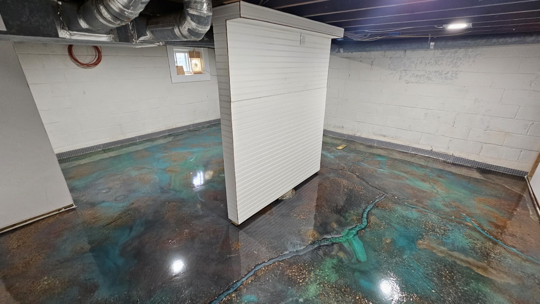 McKinnon Epoxy Resin Garage Floor & Concrete Coating Kit, 100% Solids, Zero VOCs, Durable High Gloss, Commercial & Residential customer photo 1