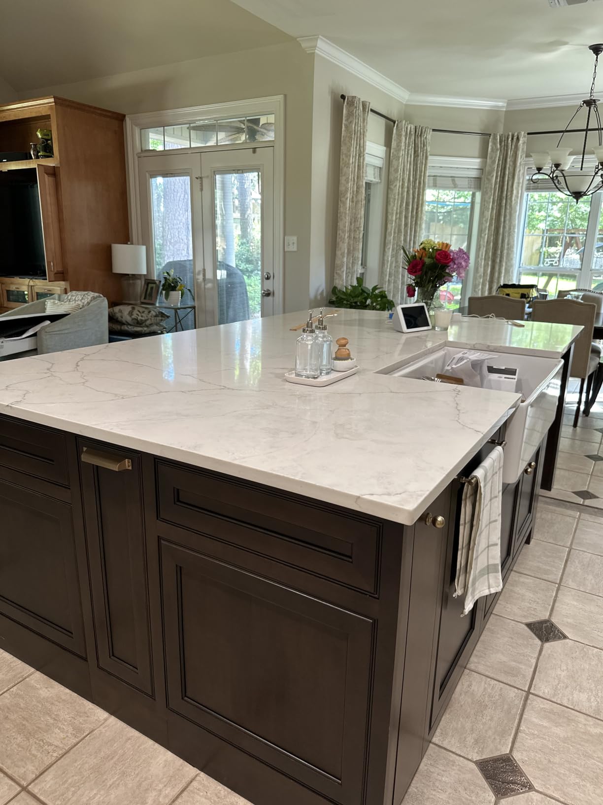 30 White Farmhouse Sink Reversible Workstation, Hugsleek Undermount Farm Kitchen Sink 30x20 inch Apron Front White Porcelain Ceramic Fireclay Sinks Single Bowl Under Counter Farmer Basin Accessories customer photo 1