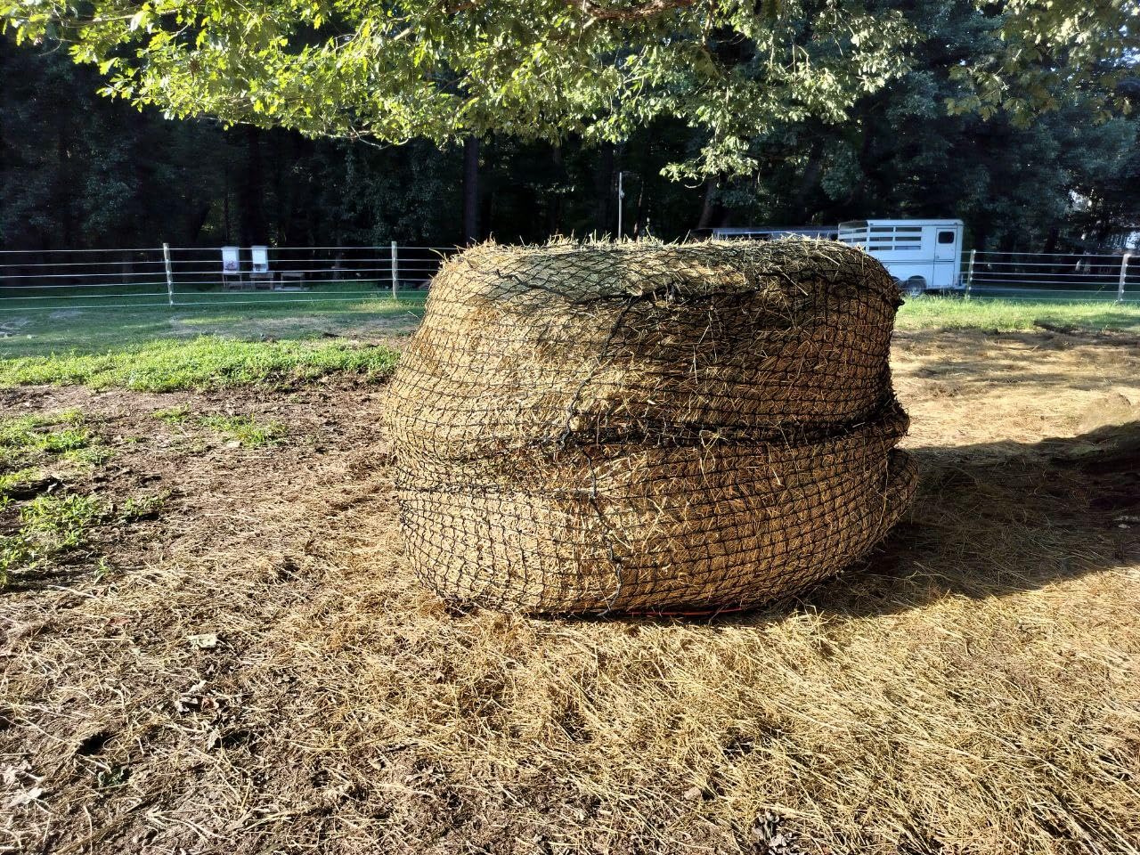 5x5 ft Round Bale Hay Net for Horses - 2 Inch Hole Slow Feeder - 4x4 and 6x6 Sizes Also Available - Knotless Mesh Design - Easy to Put On Over Bales - Built for Everyday Horse Feeding customer photo 2