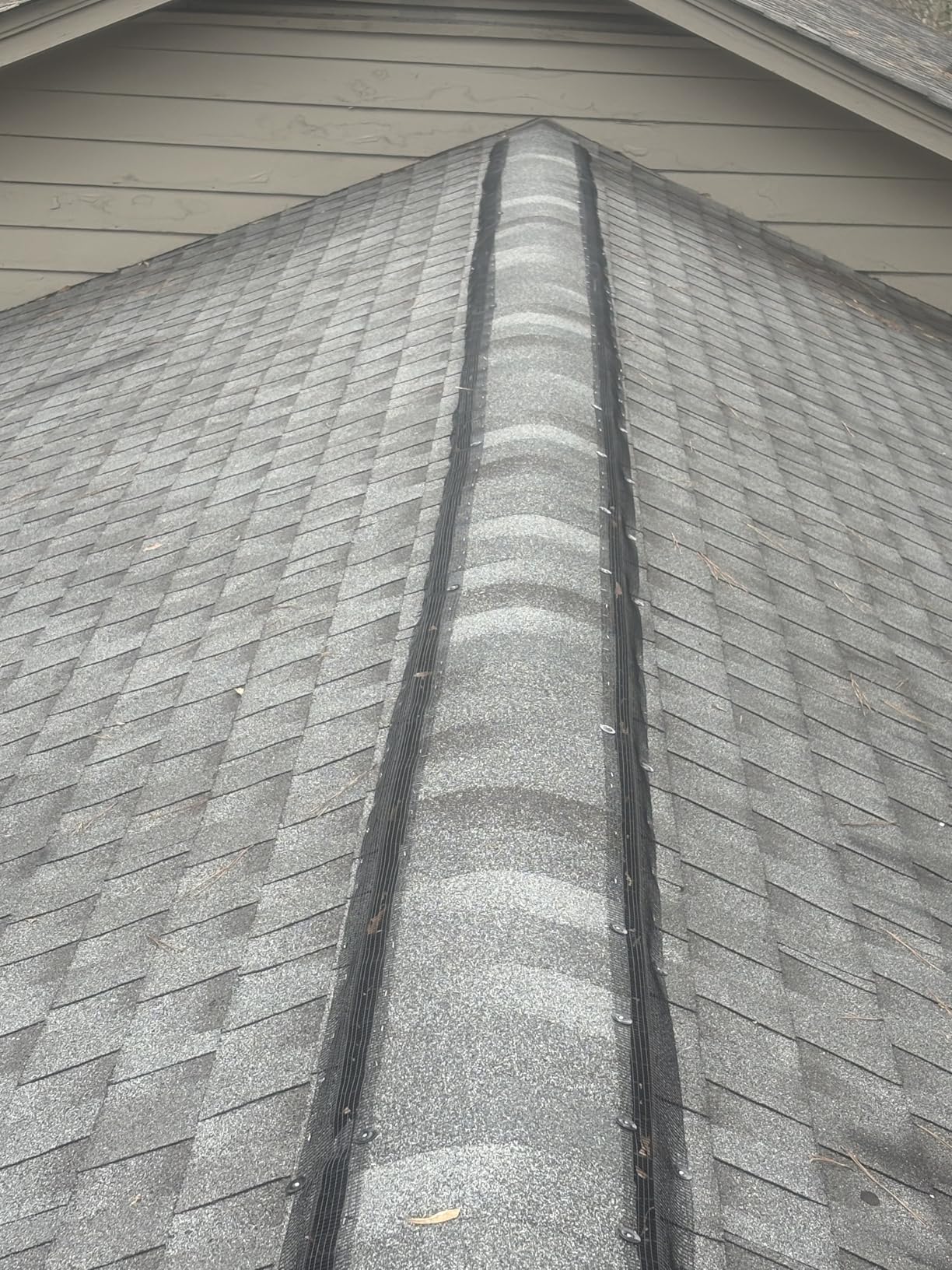 Roof Ridge Vent Exclusion Critter Guard Cover - 65.6' L x 4