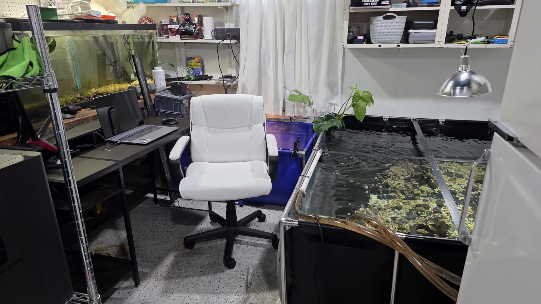VEVOR Canvas Fish Pond, 470 Gal Above Ground Fish Pond, PVC Koi Tank with Clear Viewing Panel, Rectangular Goldfish Tank with Stainless Steel Frame & Drain Valve, for Breeding Koi, Irrigation (Black) customer photo 1