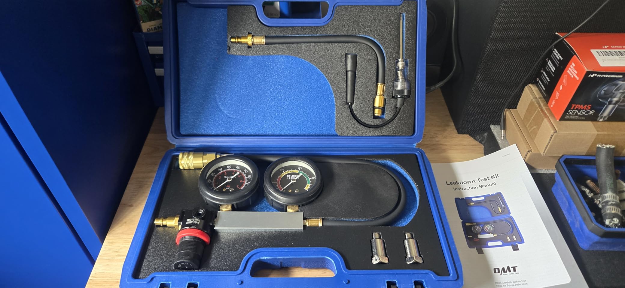 OMT Automotive Cylinder Leakdown Diagnostic Detector Tool Kit for Petrol - Solid Brass Core Construction, 2.7 Inch Shockproof Dual Gauges customer photo 2