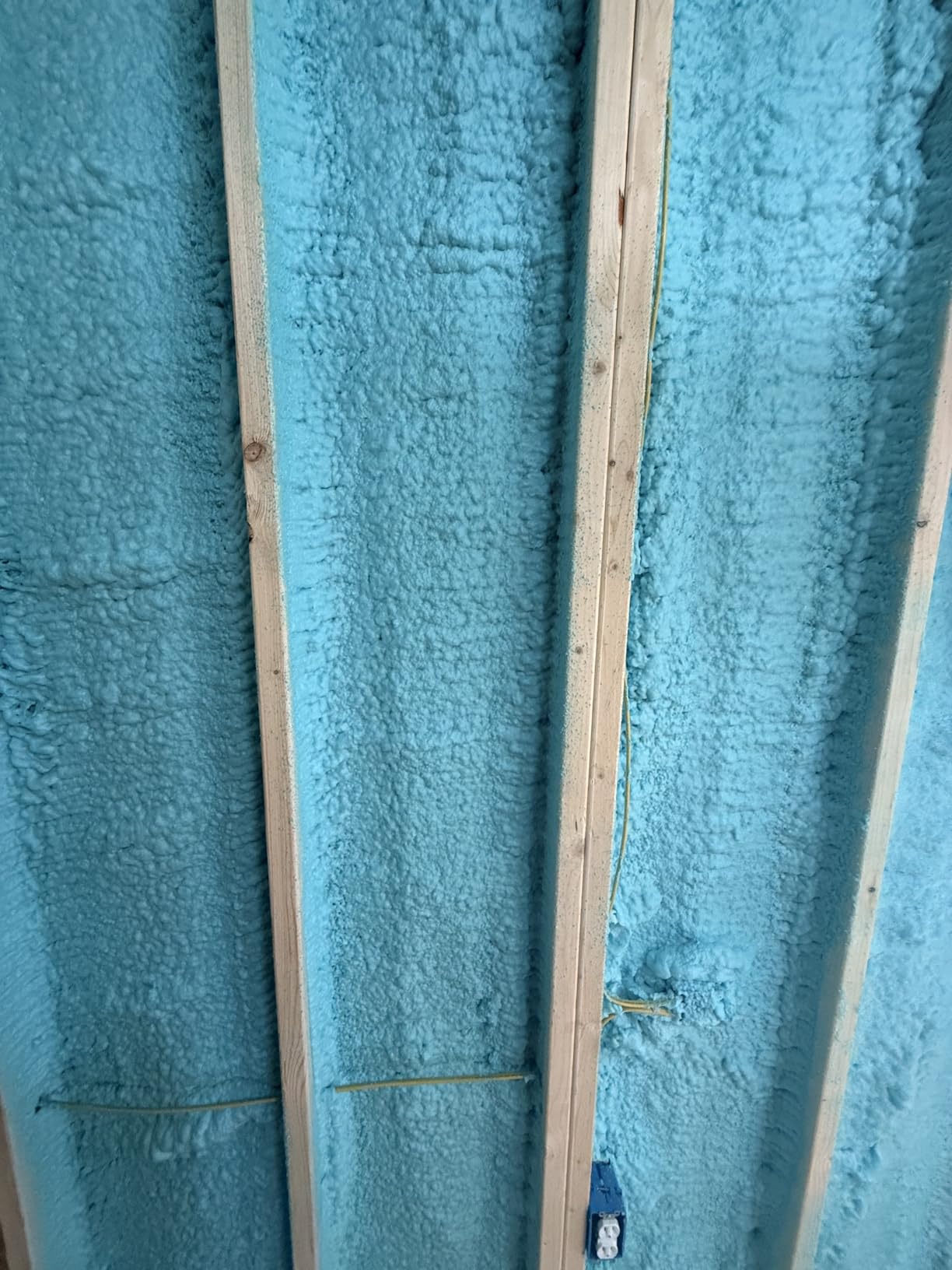 BEEST FullStop Fire-Rated Spray Foam Insulation for Walls & Attics - 480 Board ft/sq.ft - High Density Expanding Spray Insulation Foam Sealant for Thermal & Soundproofing - 24 Pack (24x26.8 oz) customer photo 1