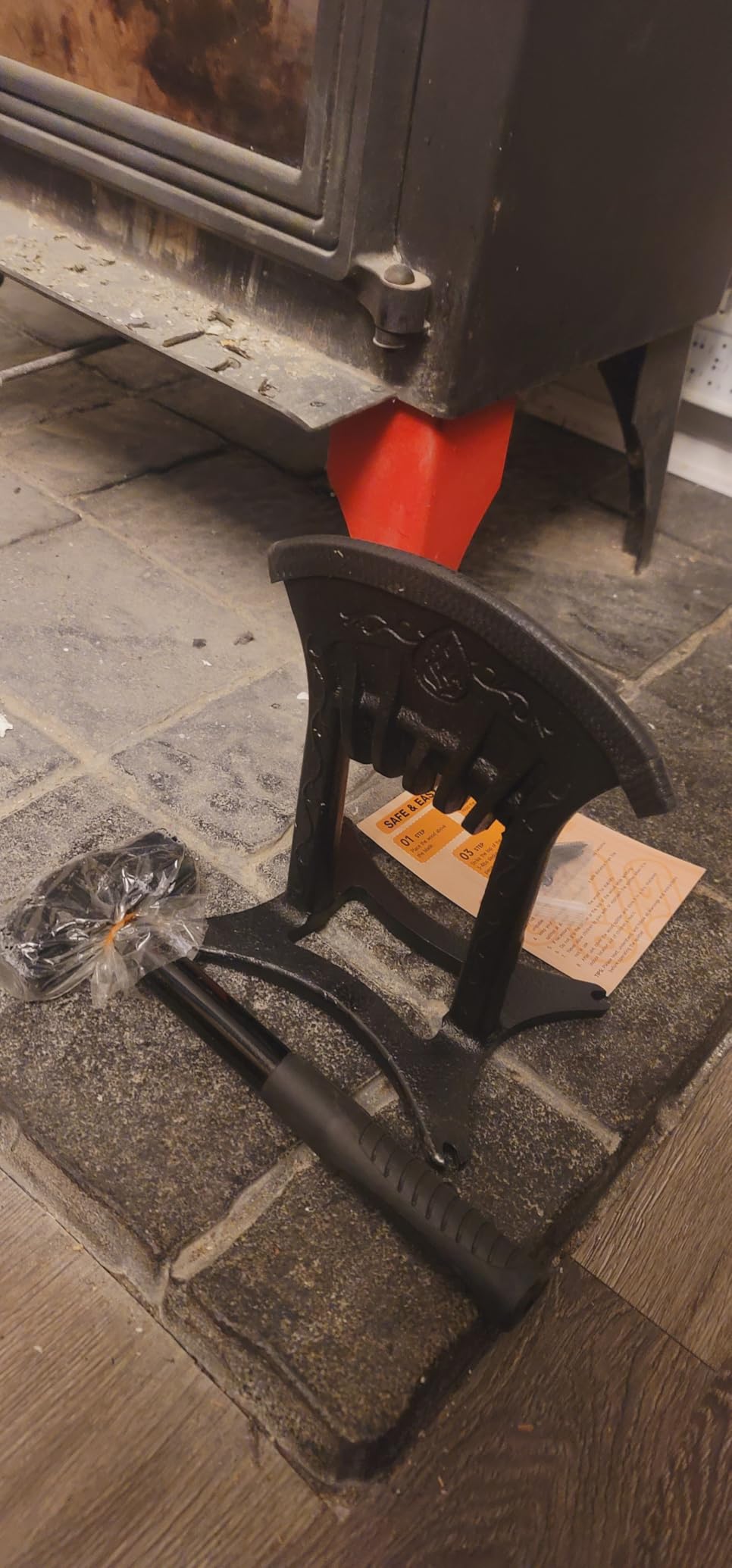 Kindling Splitter for Wood, One-Piece Molding Cast Iron Log Splitter, Manual Wood Splitter with 3 Lbs Sledge Hammer customer photo 1