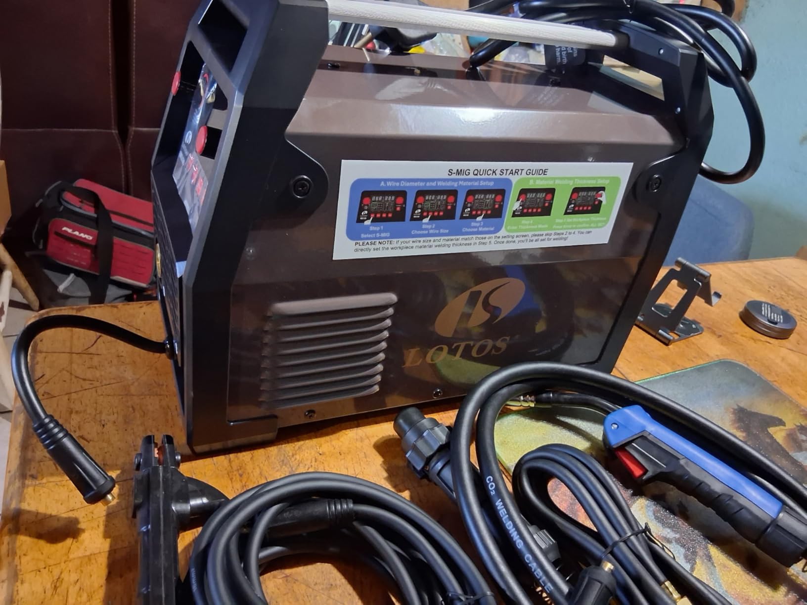 MIG180SP 180A 6-in-1 Spool Gun Aluminum MIG Welder 120/240V | Auto-synergic voltage fine-tuning for smooth puddles; easily joins 1/4-inch mild steel or flux-core sheet metal customer photo 1