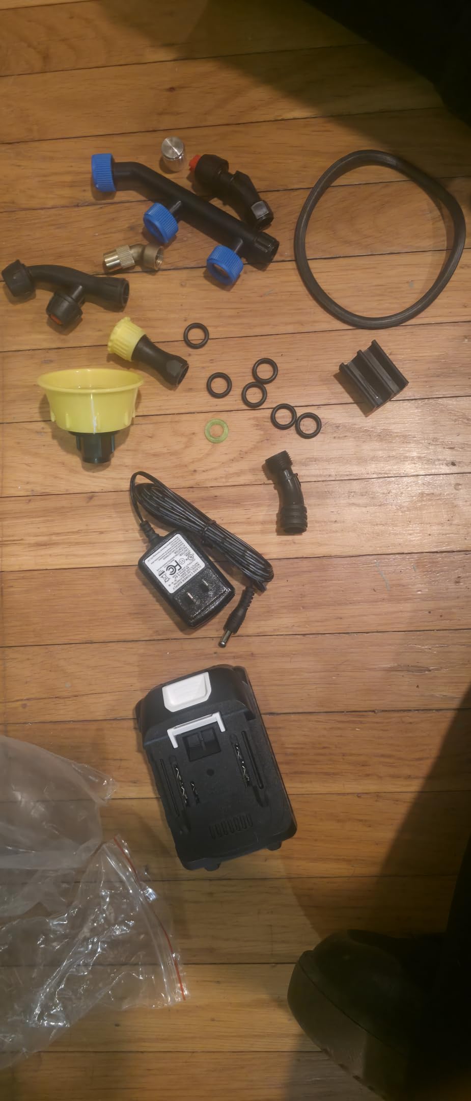 SEESII 5 Gal Leak-Proof Backpack Sprayer Battery Powered with 2 Batteries, 100 PSI Adjustable Pressure customer photo 1