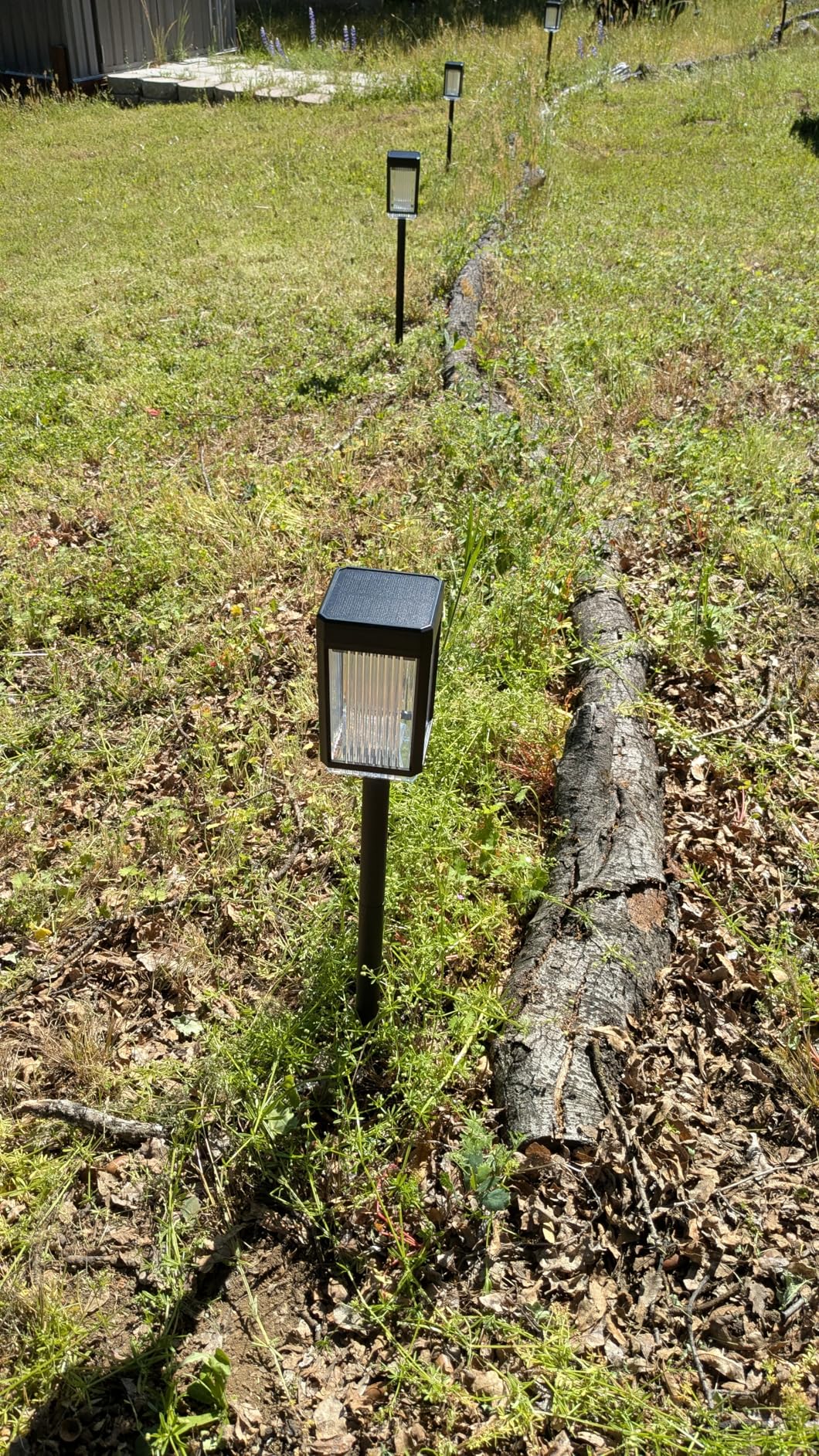10-40 LM Solar Pathway Lights 3 Brightness Modes 8 Pack | Solar Lights Outdoor Waterproof IP65 Garden Lights Solar Powered for Walkway Driveway Yard Patio Decor (Warm White) customer photo 1