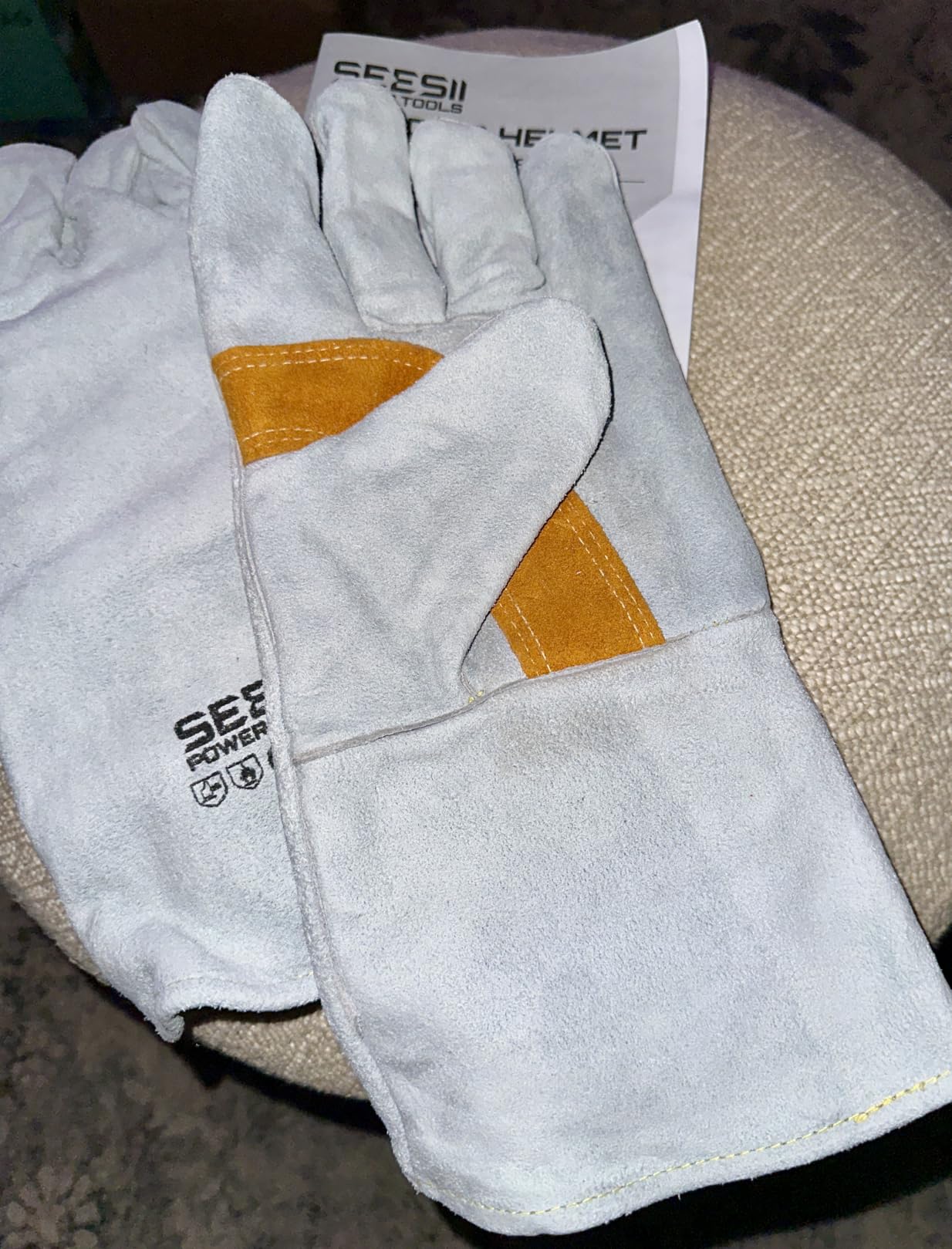 SEESII Large View Welding Hood with Welding Gloves customer photo 1