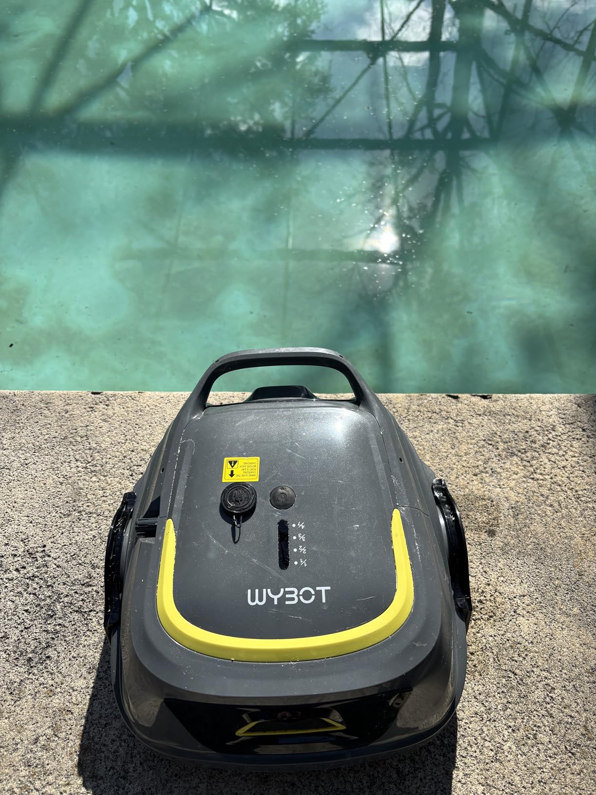 WYBOT A1 Cordless Pool Vacuum Robot for Above Ground Pool, Greyblue | Dual-Layer Filtration, Strong Suction, 130 Mins Runtime, Cleaning up to 1,100 Sq. Ft., 4 Cleaning Modes customer photo 1