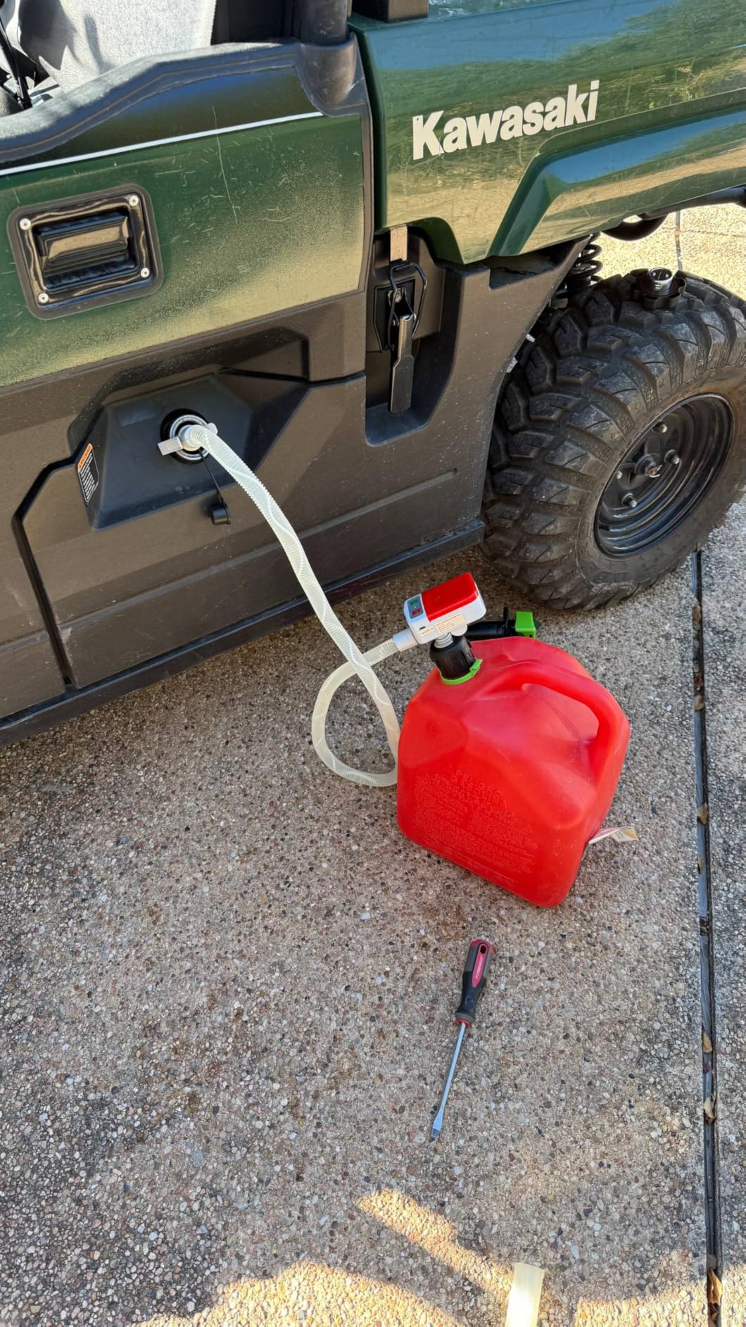 Keimi 5 GPM Cordless Fuel Transfer Pump with Auto-Stop & Hand Trigger Nozzle, Compatible with DeWalt 20V & Milwaukee 18V Batteries, Gas Can Pump for Gasoline/Diesel, 51