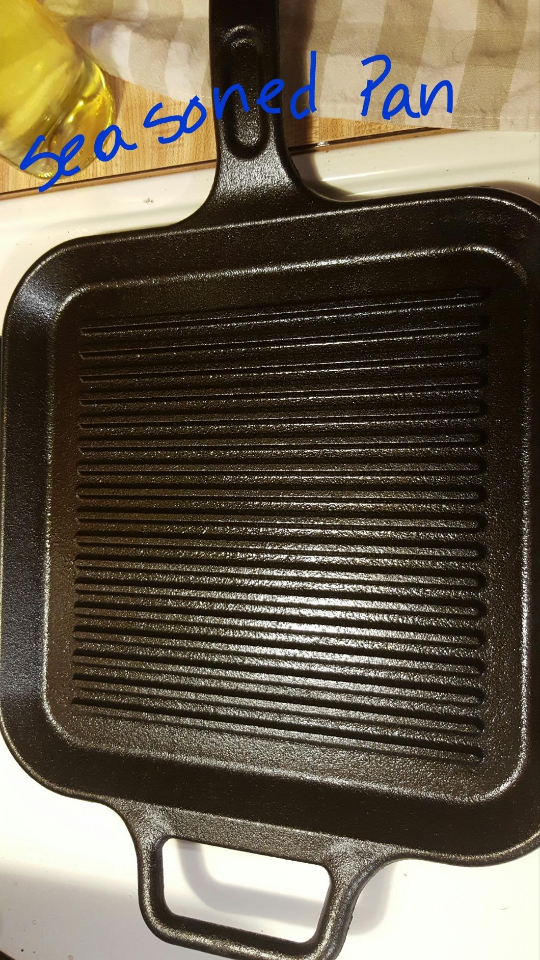 Lodge BOLD 12 Inch Seasoned Cast Iron Grill Pan; Design-Forward Cookware customer photo 2