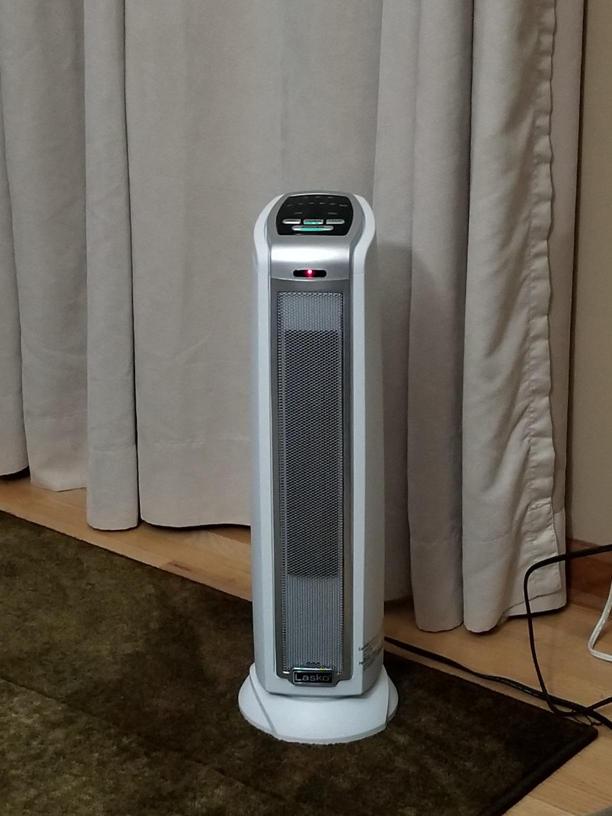 Lasko Oscillating Ceramic Tower Space Heater for Home with Overheat Protection, Timer, 22.5 Inches, Silver, 1500W, 5775 customer photo 2