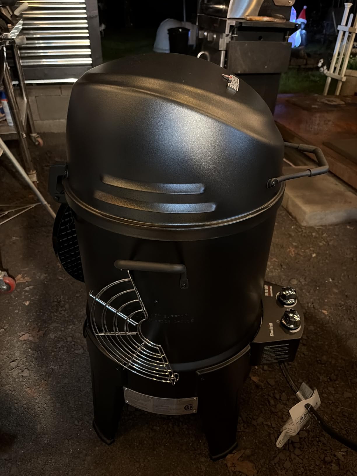 Charbroil The Big Easy TRU-Infrared 3-in-1 Smoker, Roaster & Gas Grill, Black - 14101550 customer photo 1