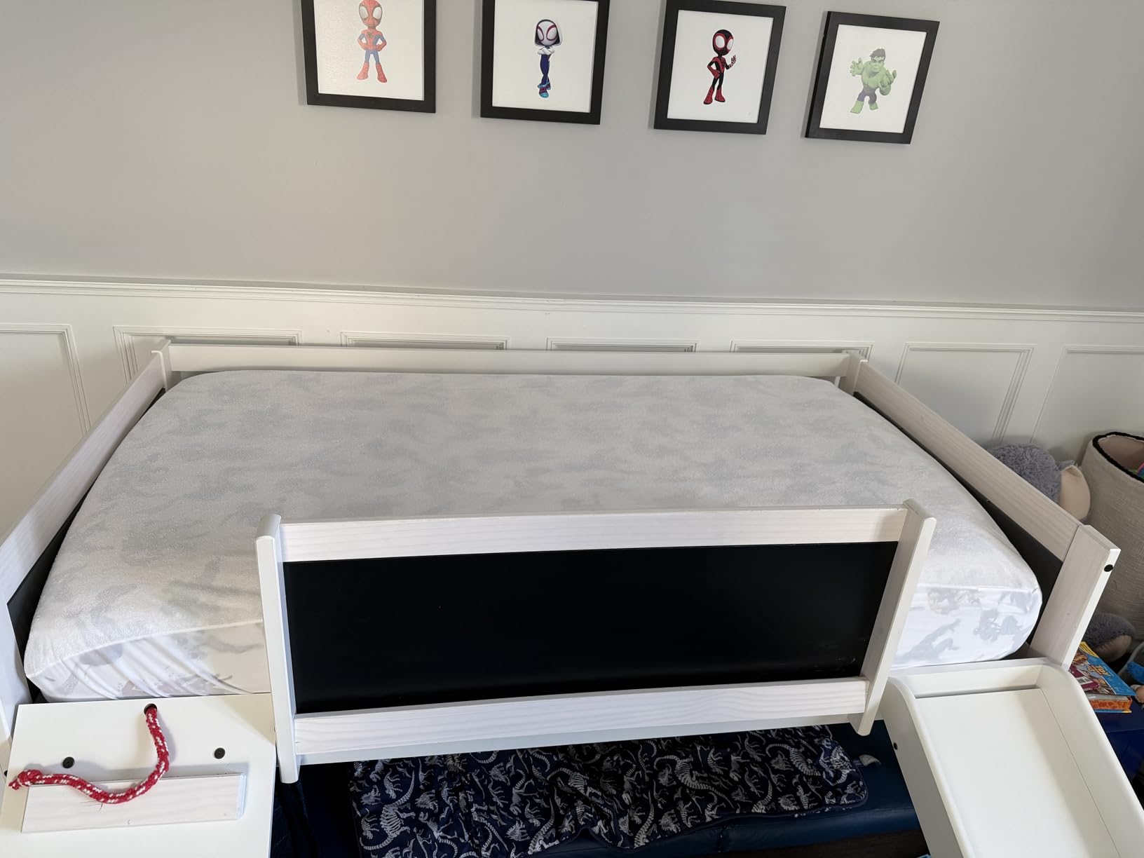 SafeRest Waterproof Queen Size Mattress Protector customer photo 1