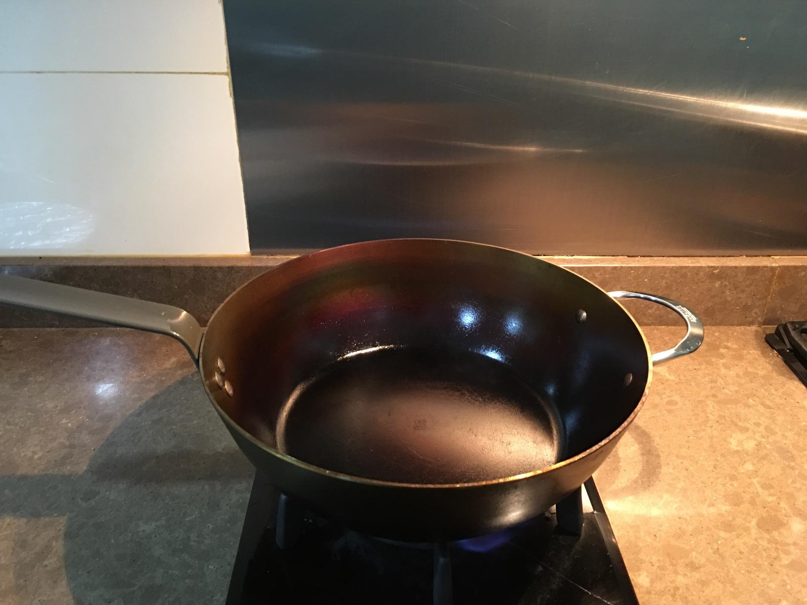 de Buyer MINERAL B Carbon Steel Country Fry Pan - 12.5
