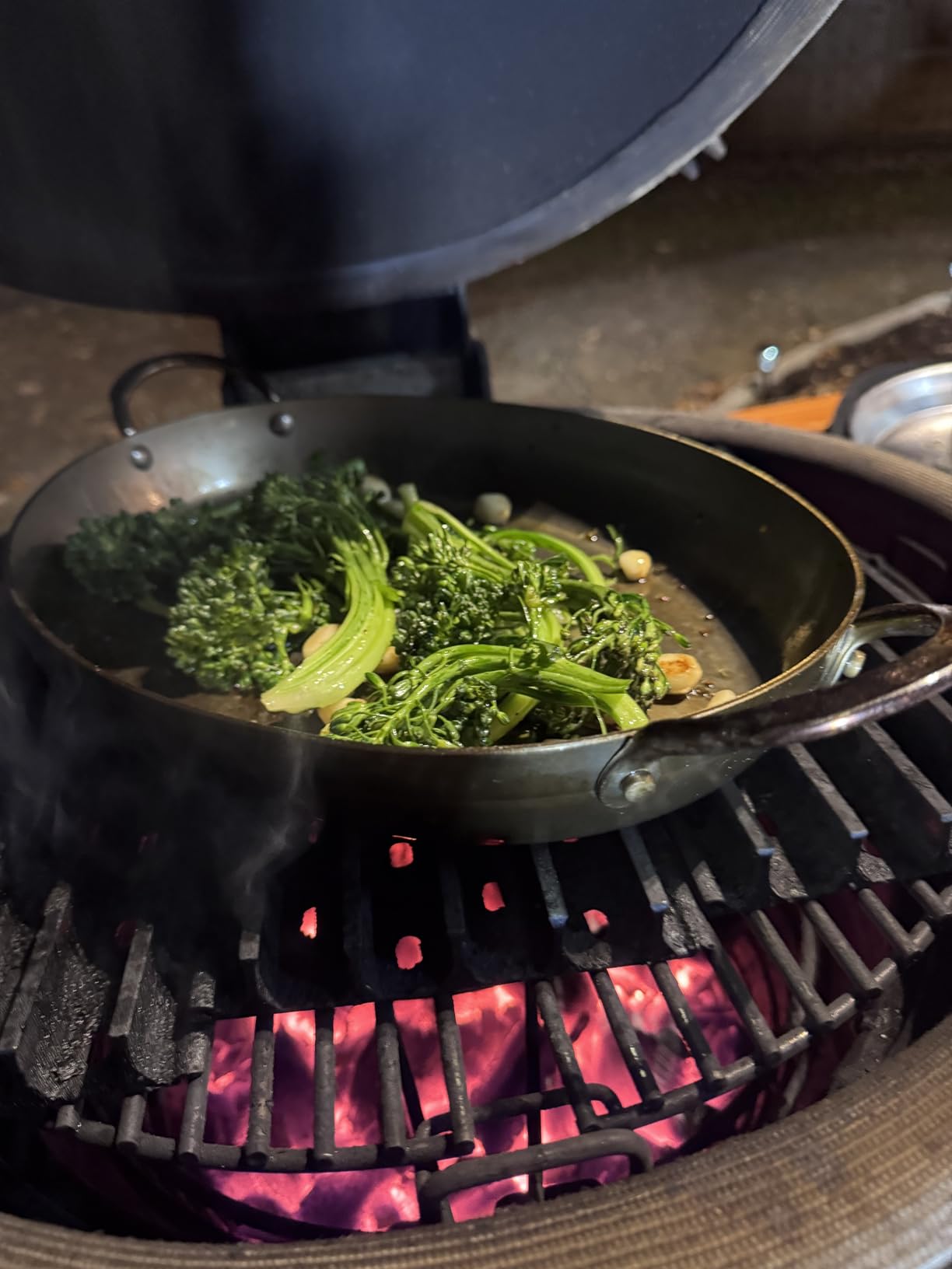 de Buyer MINERAL B Carbon Steel Oval Roasting Pan - 9.5