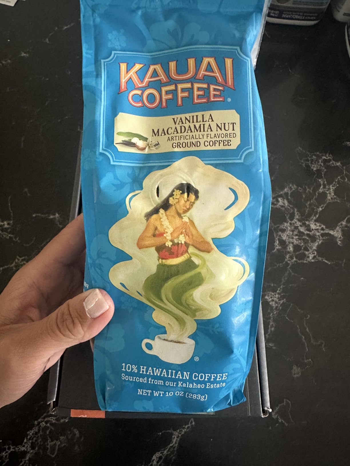 Kauai Hawaiian Ground Coffee, Vanilla Macadamia Nut Flavor (10 oz Bag) - 10% Hawaiian Coffee from Hawaii's Largest Coffee Grower - Bold, Rich Blend customer photo 2