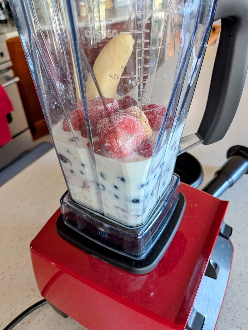 Vitamix 5200 Blender, Professional-Grade, 64 Oz Container, Black customer photo 2