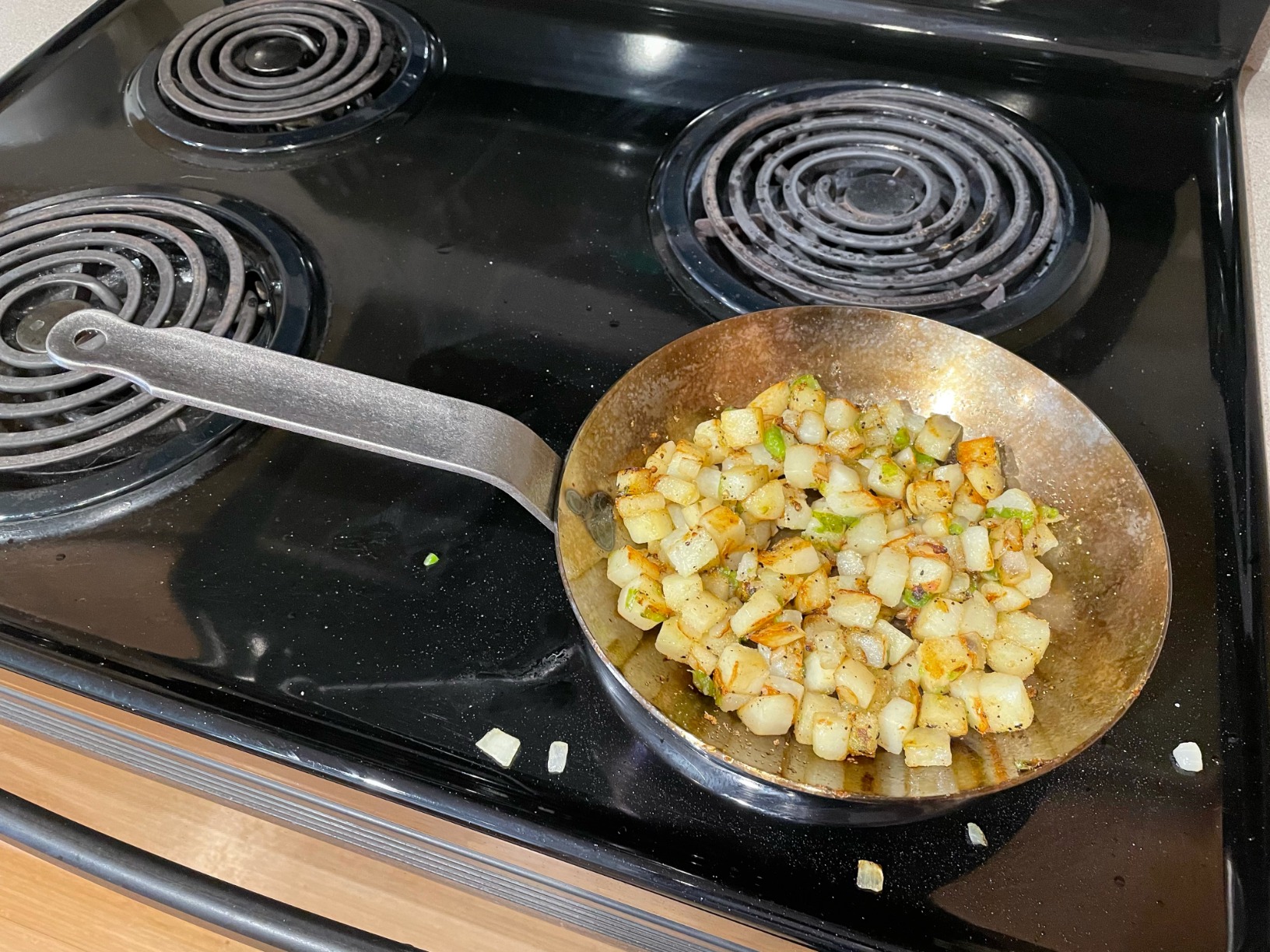 Matfer Bourgeat Black Carbon Steel Frying Pan, 14 3/8