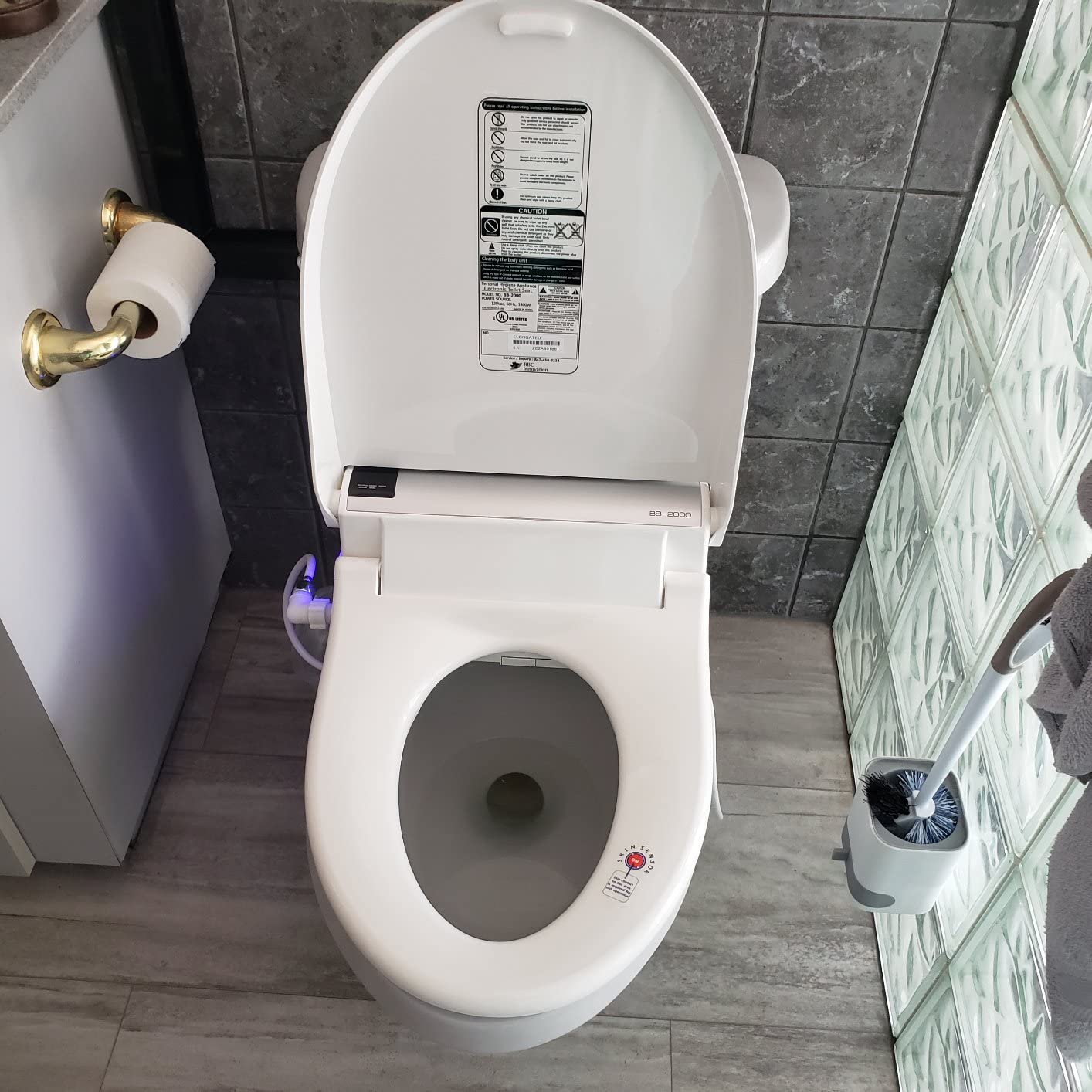 Bio Bidet BB2000 Bliss Electric Bidet Toilet Seat, Warm Water with Air Dryer, Heated Seat with Sensor and Slow Close Lid, Night Light, Remote Control, Elongated, White customer photo 1