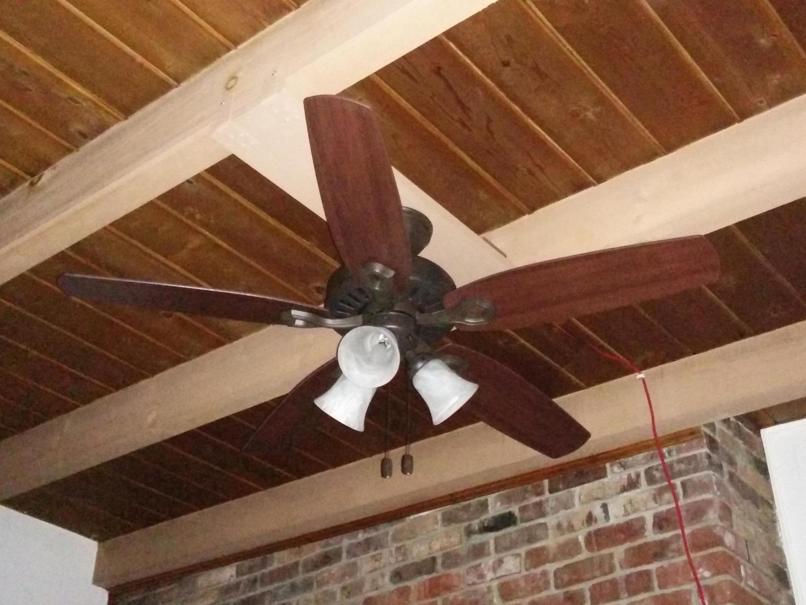 Hunter Builder, Indoor, Ceiling Fan, with LED Lights, 42 inch, New Bronze | Standard Mount, Pull Chain, 5 Blades, For Bedroom, Living Room, Includes Bulbs, 52107 customer photo 2