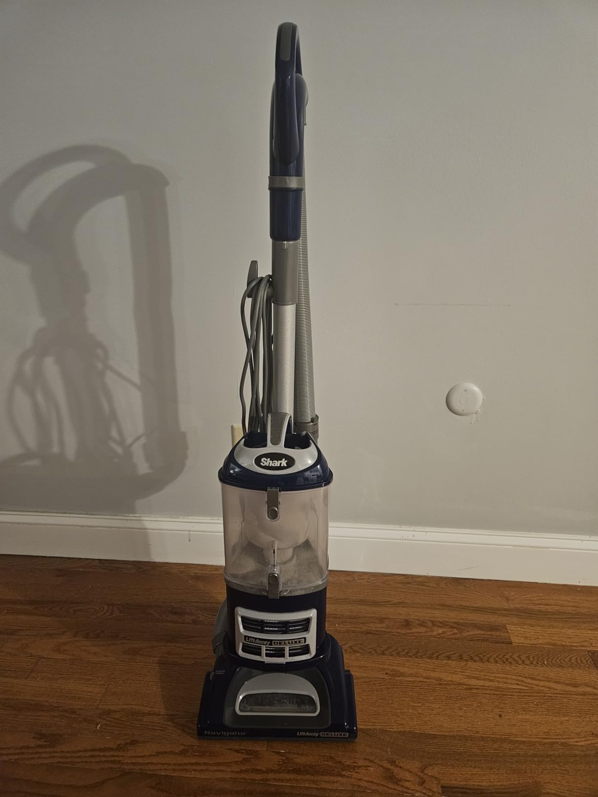 Shark Navigator Lift-Away Vacuum, HEPA, Carpet and Pet Hair, Blue, NV360 | Lift-Away Pod, Carpet and Hard Floor Cleaning, Swivel Steering, Brushroll Shutoff, 0.9-Qt Dust Cup, Upholstery/Crevice Tools customer photo 2