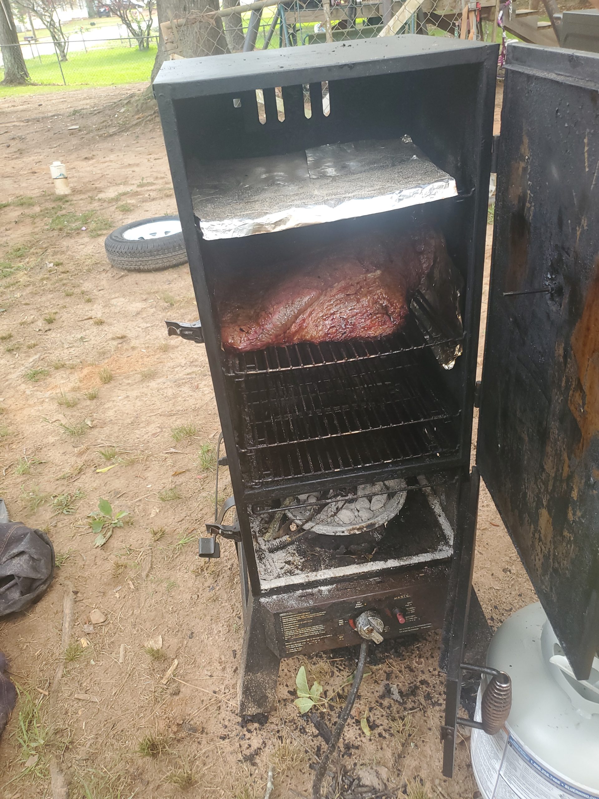 Masterbuilt GS30D Propane 2-Door Smoker customer photo 2