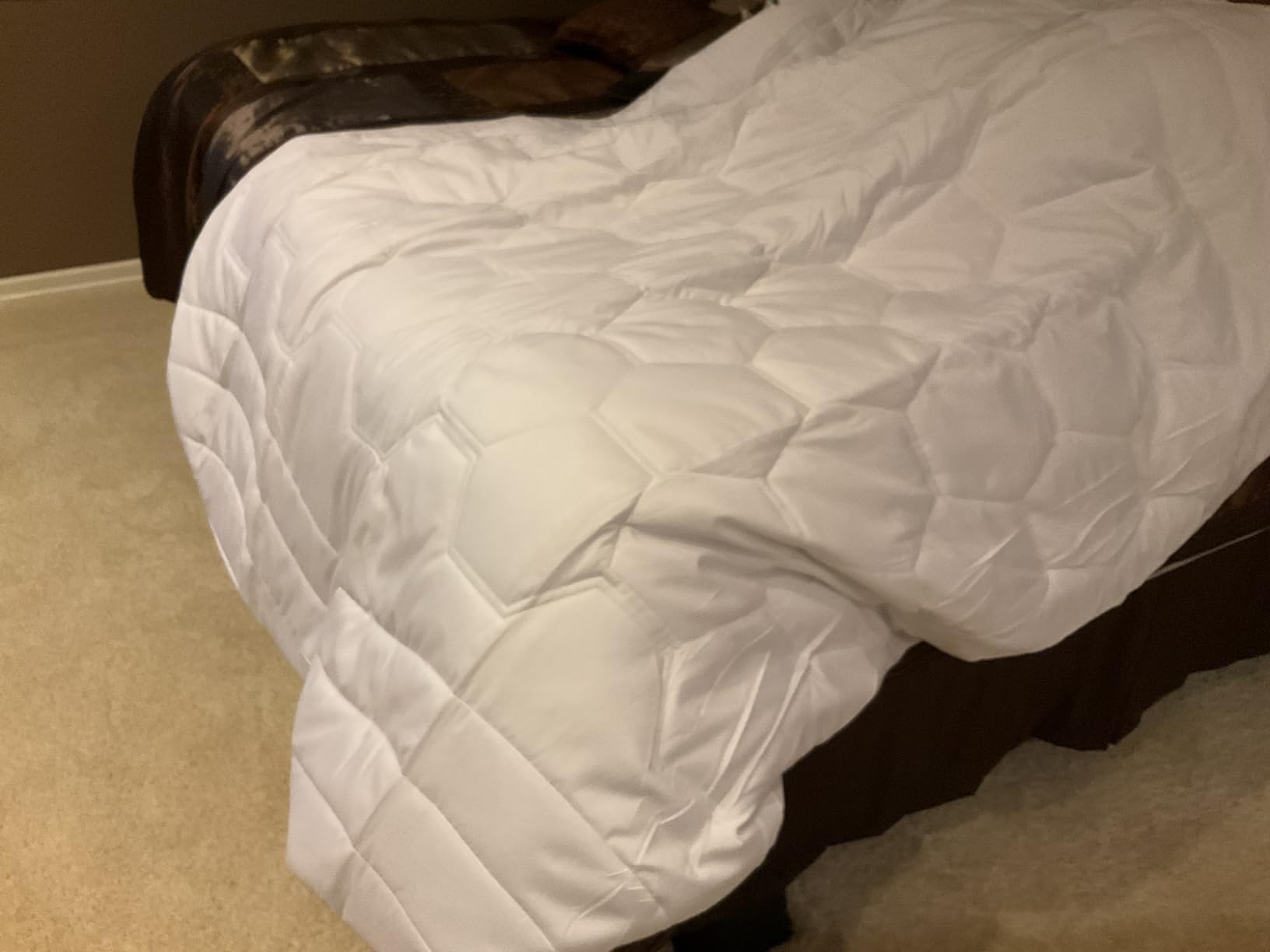 Bedsure Queen Mattress Pad - Quilted Fitted Mattress Topper Protector customer photo 1