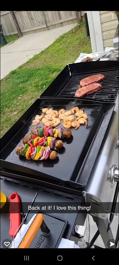 Royal Gourmet GD401 4-Burner Propane Gas Grill and Griddle Combo with Folding Legs, Griddle Grill Combo with 48,000 BTUs Output for Outdoor Cooking While Camping or Tailgating, Black & Silver customer photo 2