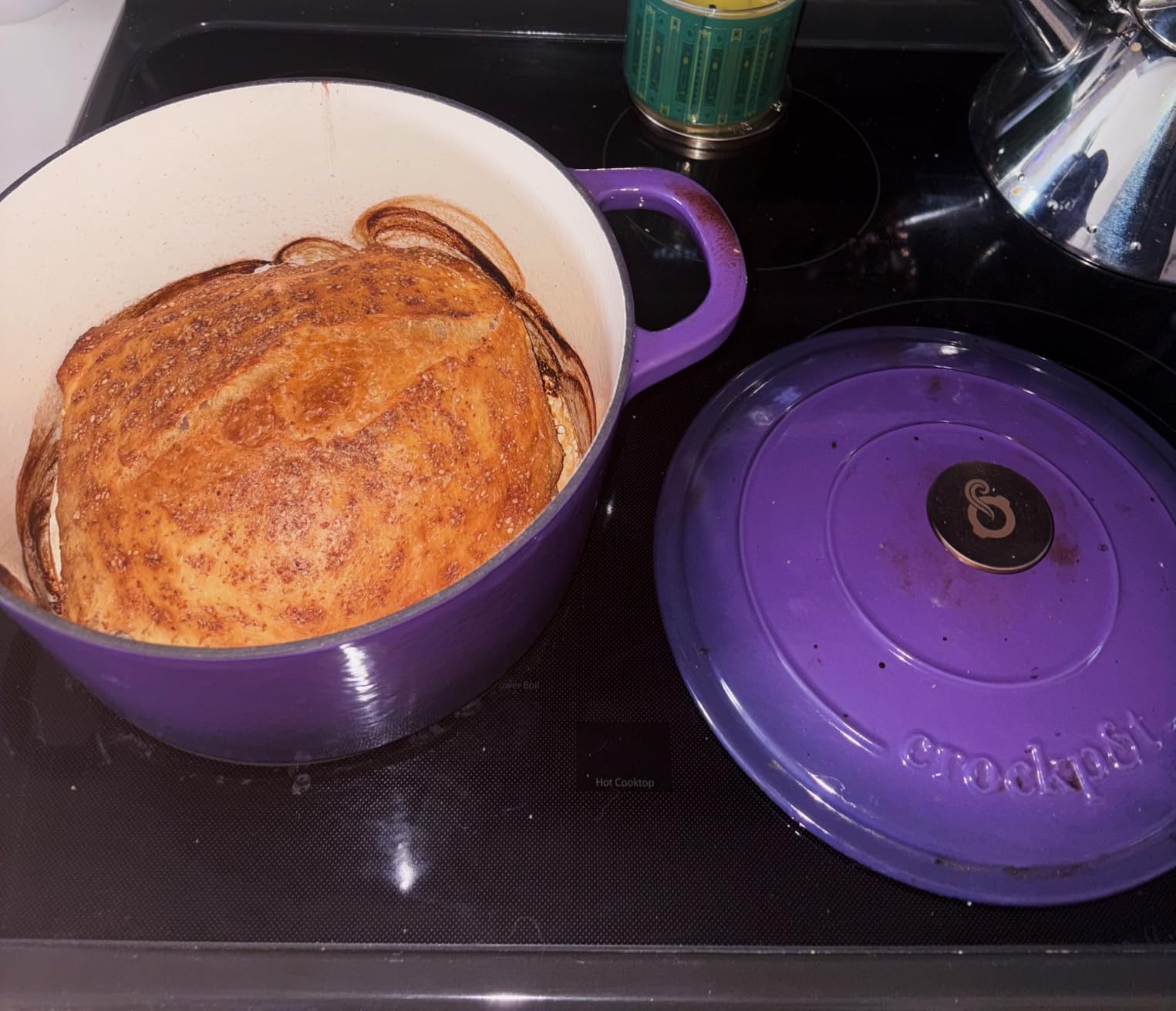 Crock-Pot Artisan 7-Quart Round Enameled Cast Iron Dutch Oven - Slate Gray, Heavy-Duty Cookware for Slow Cooking, Baking, Roasting with Lid customer photo 1